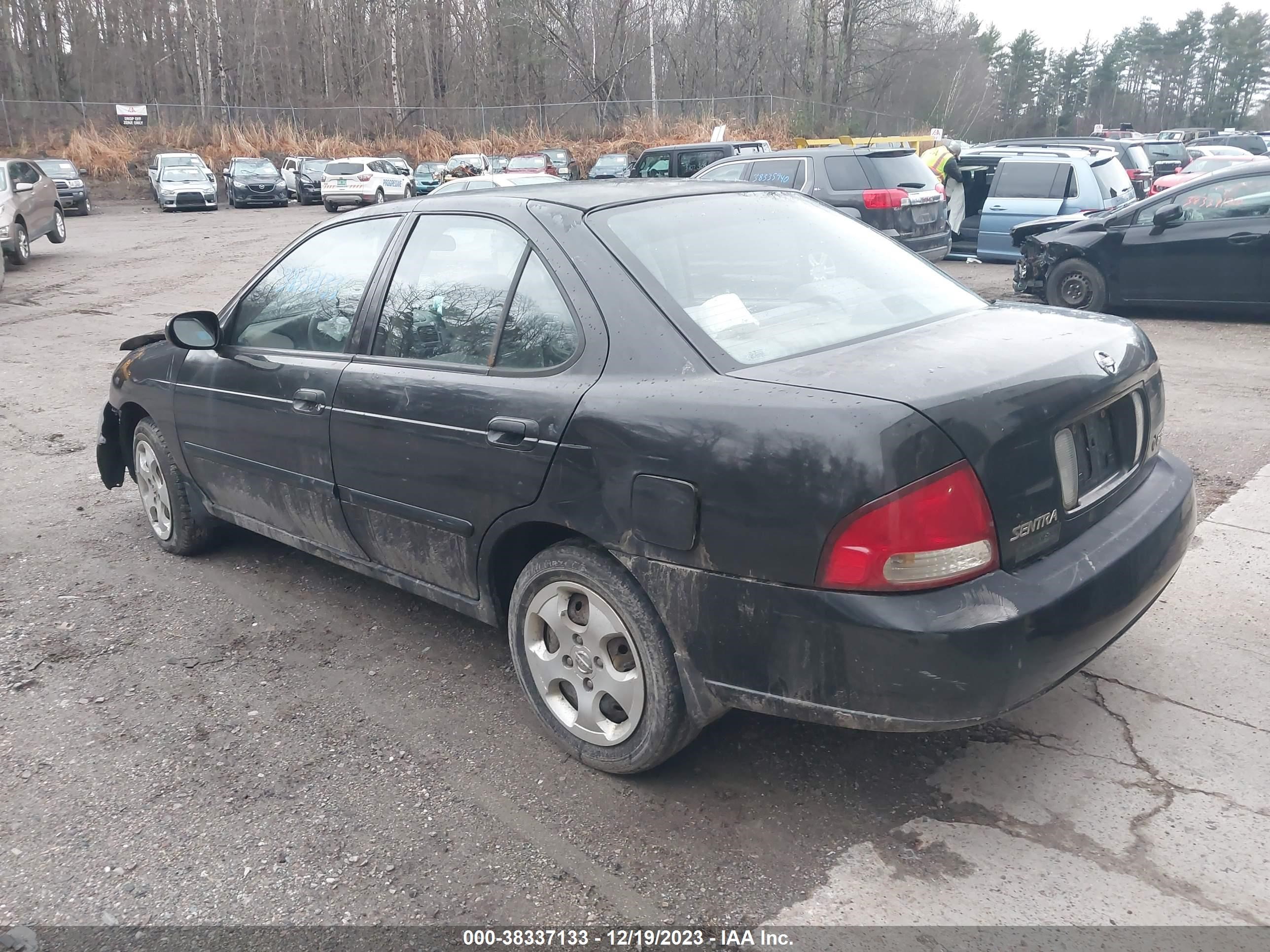 Photo 2 VIN: 3N1CB51D73L820172 - NISSAN SENTRA 