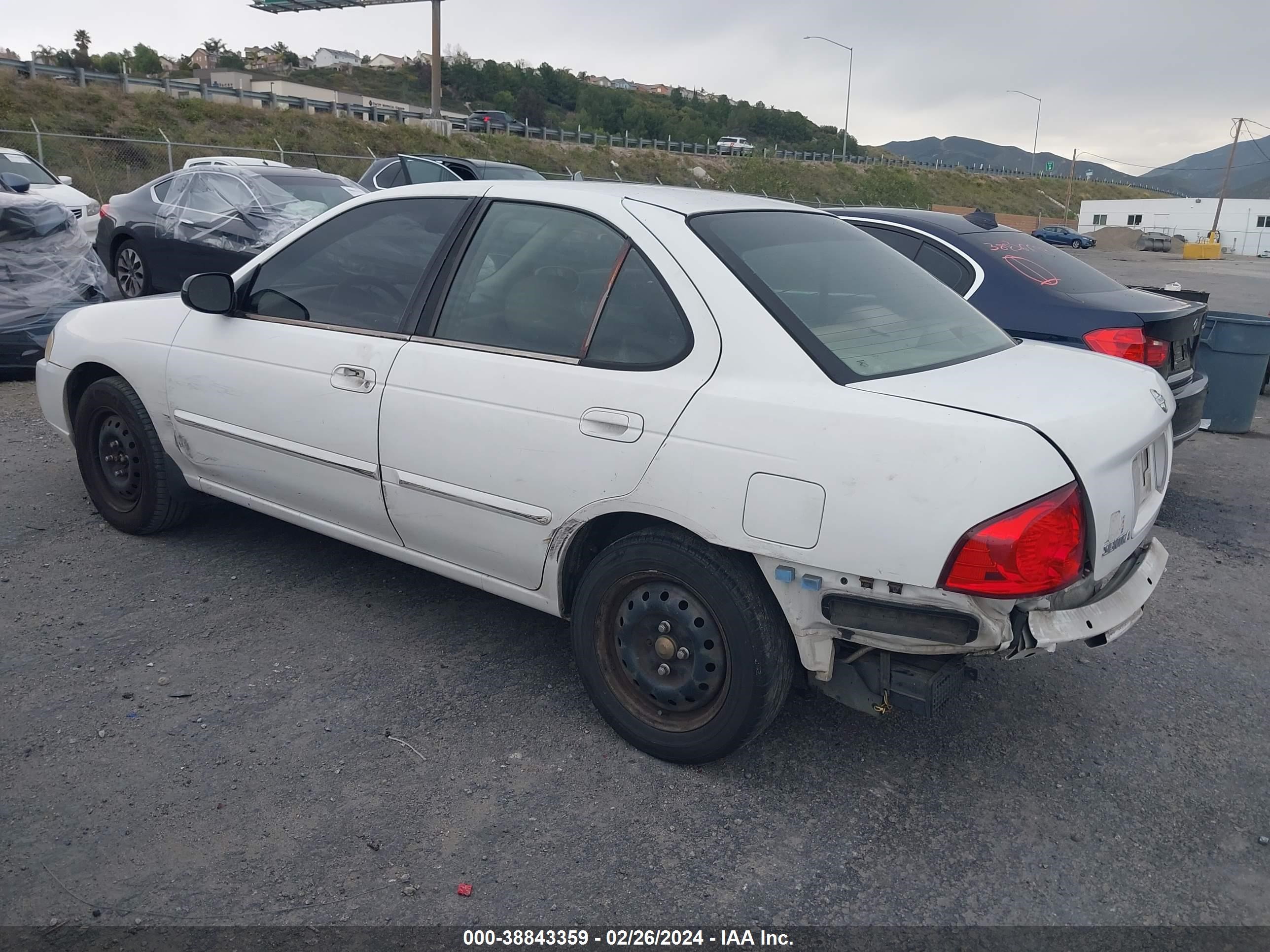 Photo 2 VIN: 3N1CB51D74L479678 - NISSAN SENTRA 