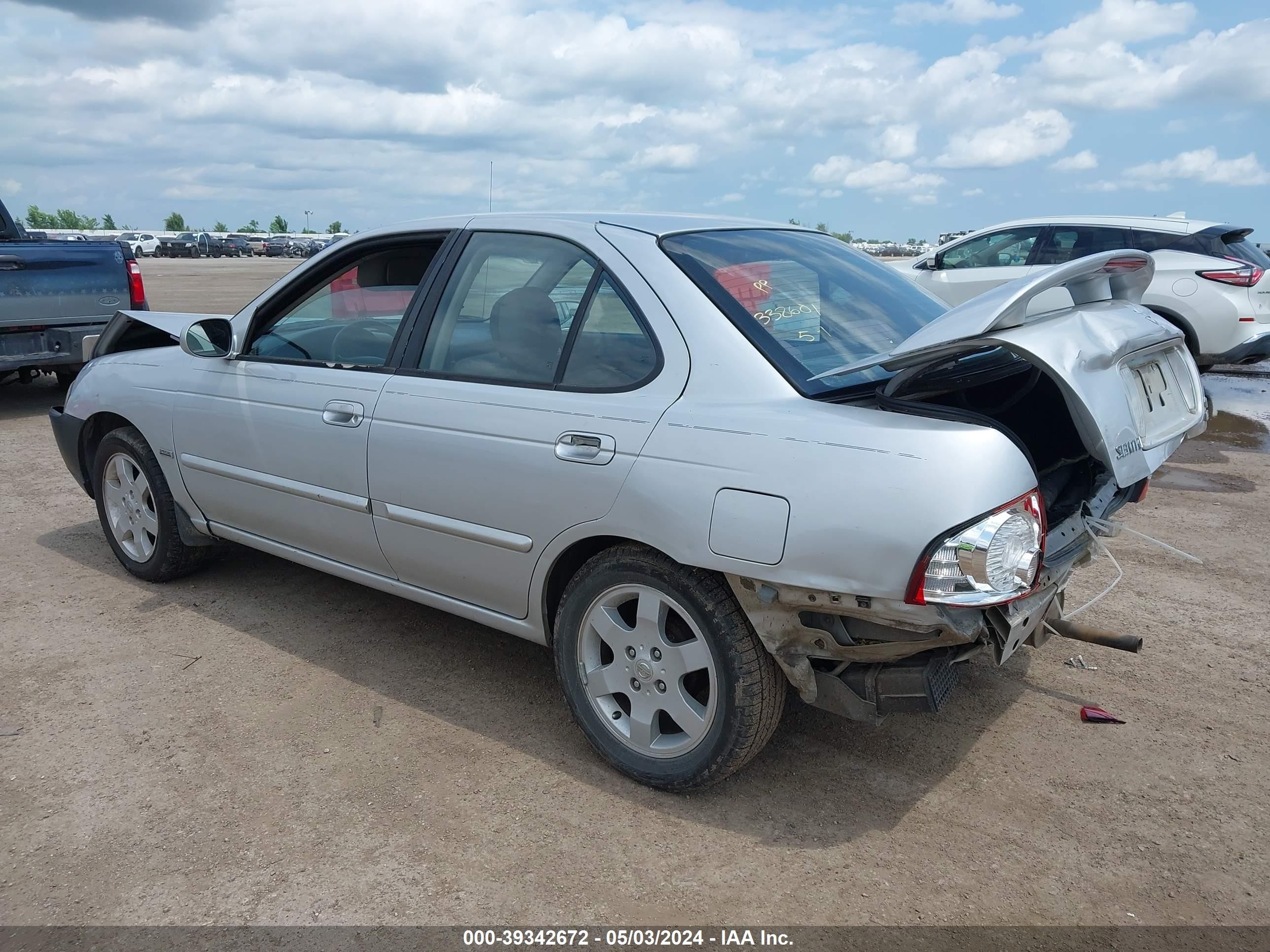 Photo 2 VIN: 3N1CB51D85L550226 - NISSAN SENTRA 