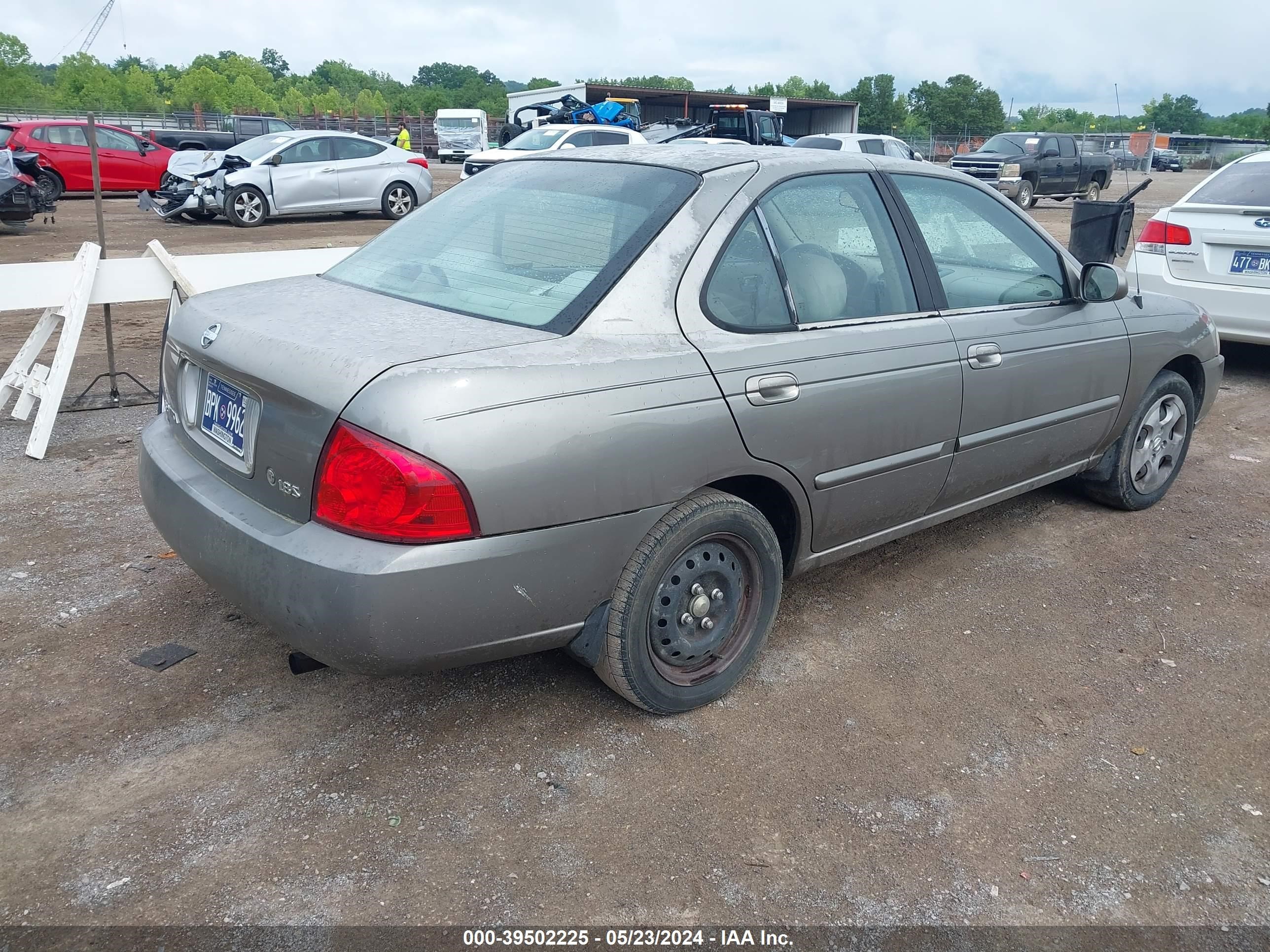 Photo 3 VIN: 3N1CB51D94L916788 - NISSAN SENTRA 