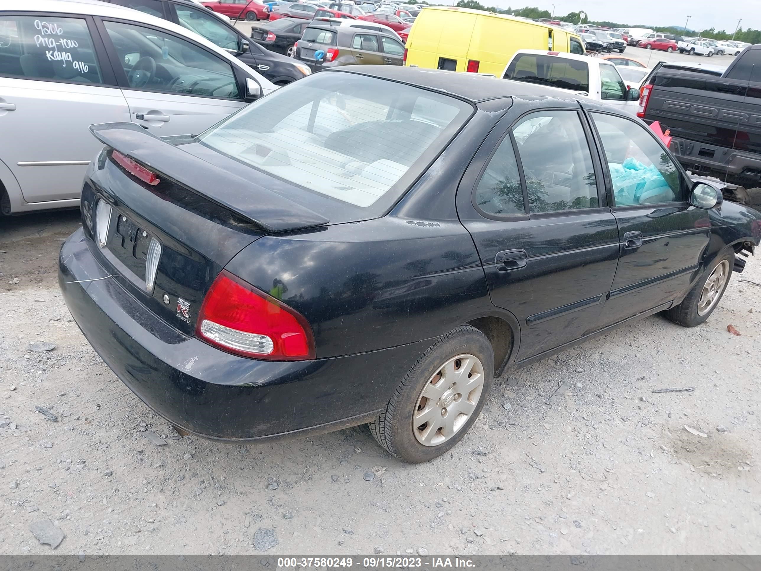 Photo 3 VIN: 3N1CB51D9YL346653 - NISSAN SENTRA 