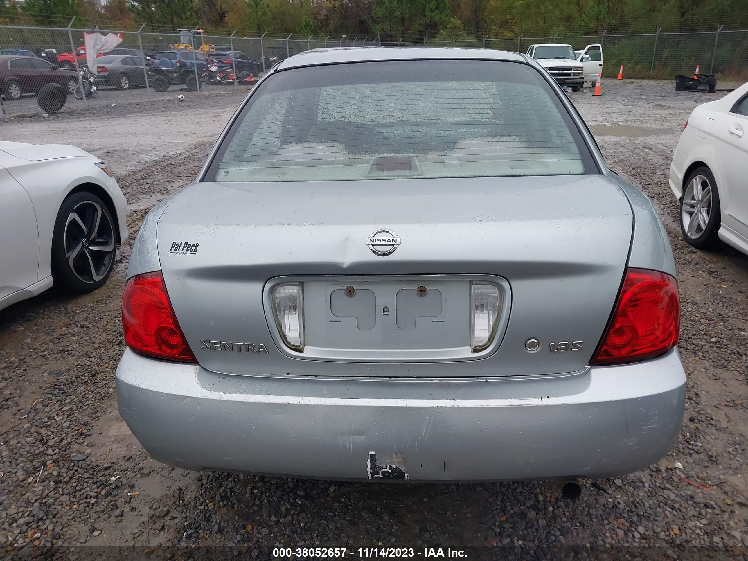 Photo 15 VIN: 3N1CB51DX4L827828 - NISSAN SENTRA 