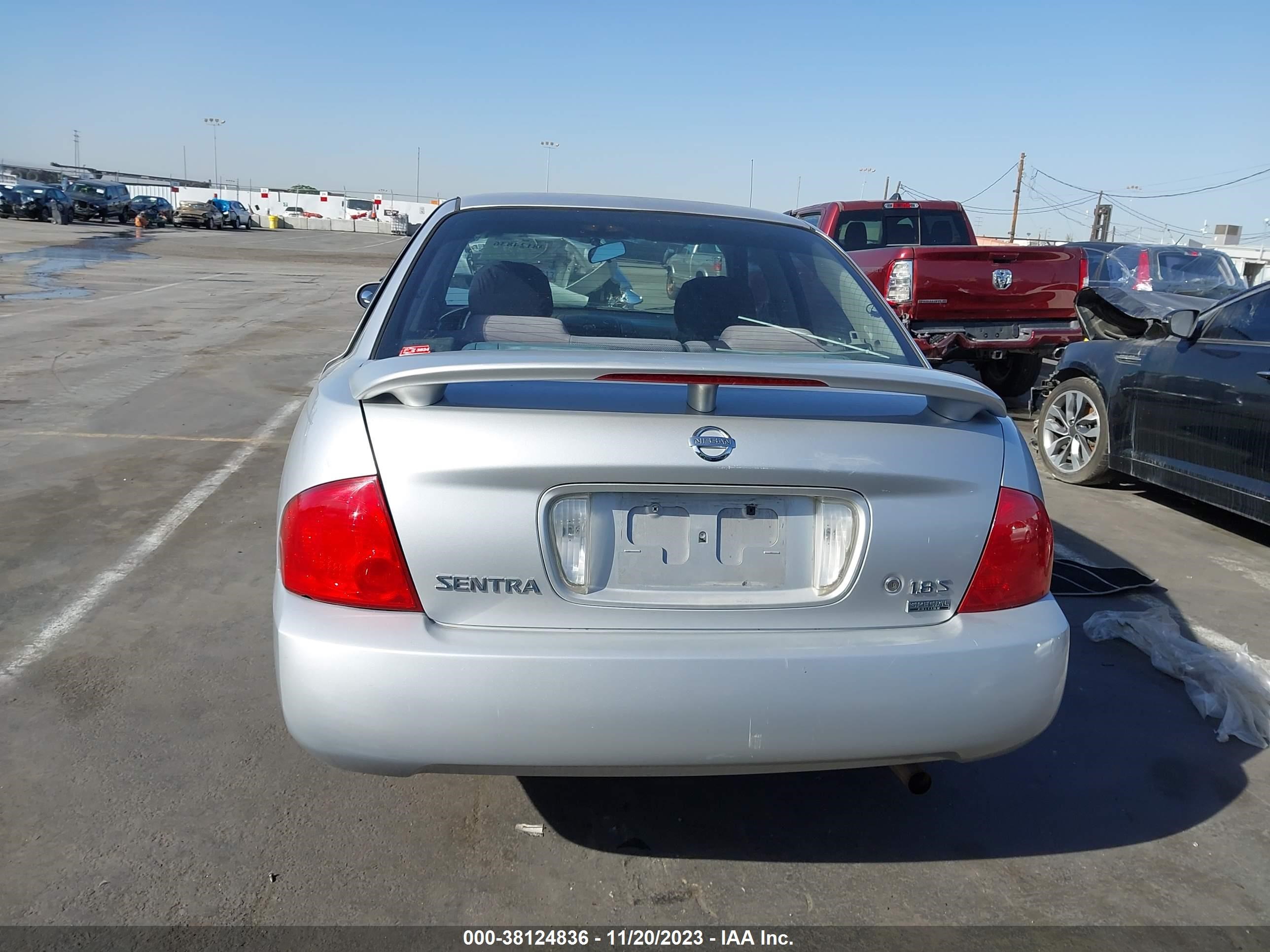 Photo 15 VIN: 3N1CB51DX6L555588 - NISSAN SENTRA 