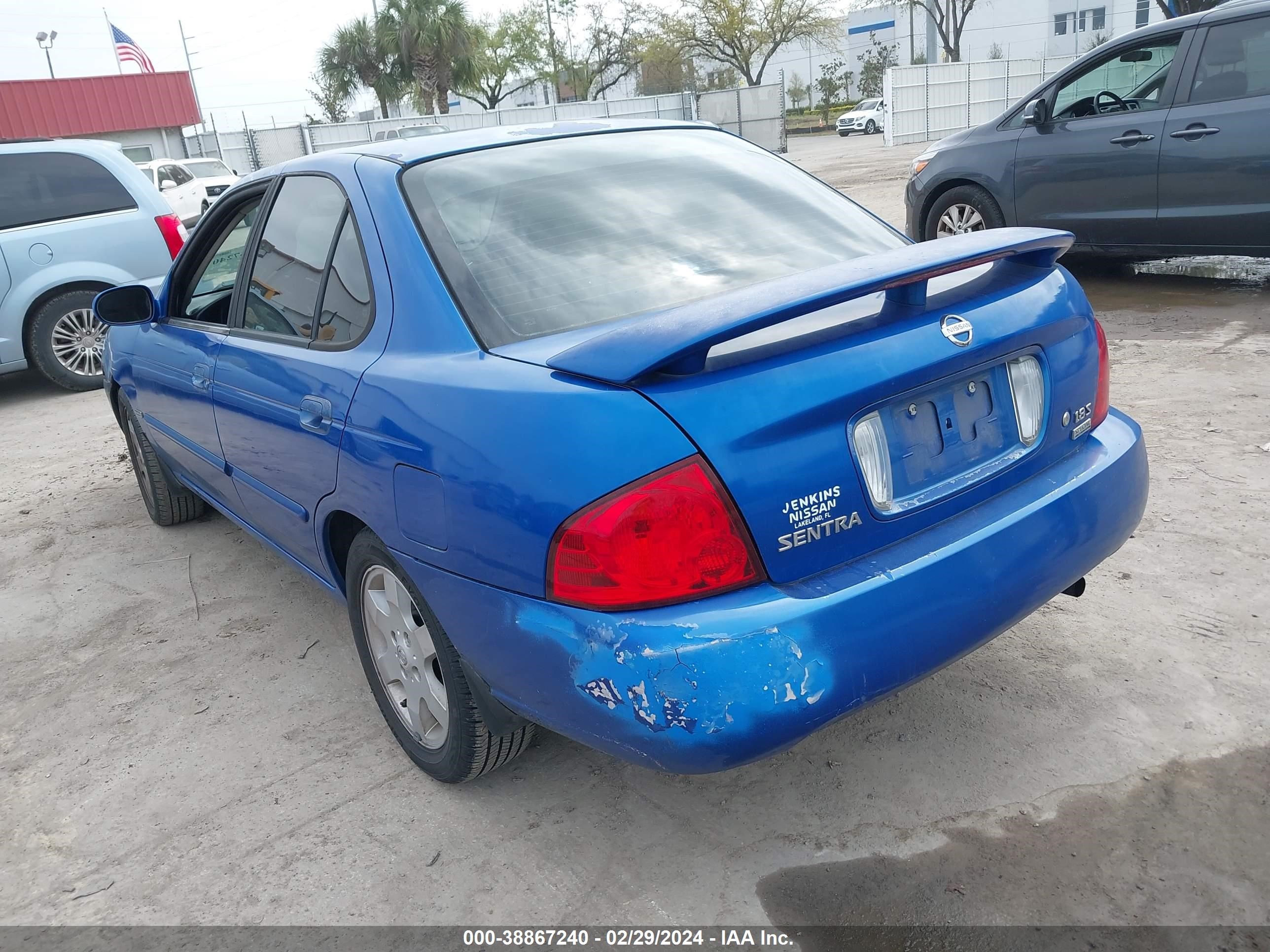 Photo 2 VIN: 3N1CB51DX6L625719 - NISSAN SENTRA 