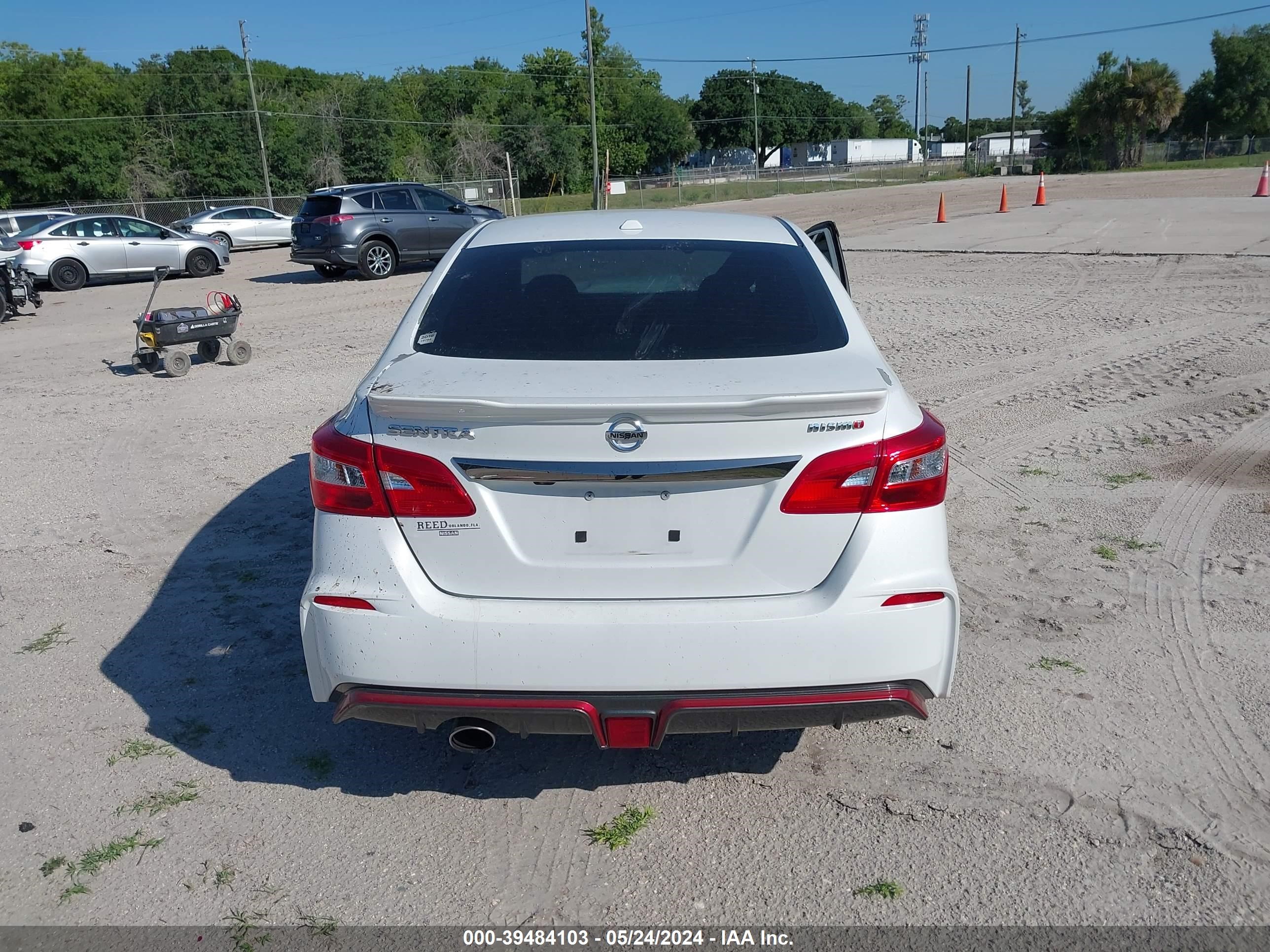 Photo 16 VIN: 3N1CB7AP0JY242258 - NISSAN SENTRA 