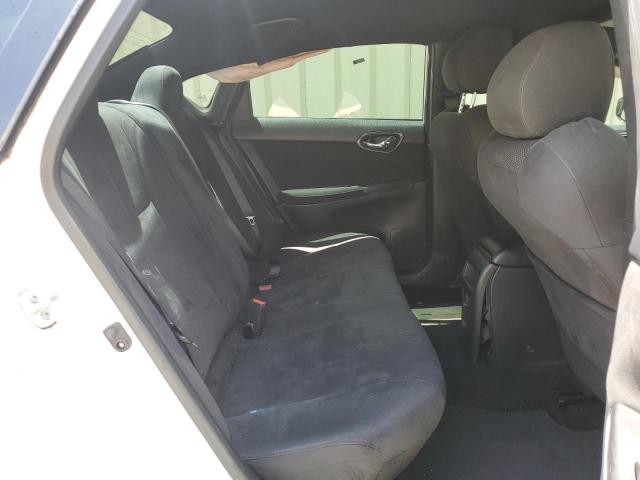 Photo 9 VIN: 3N1CB7AP1KY228788 - NISSAN SENTRA SR 