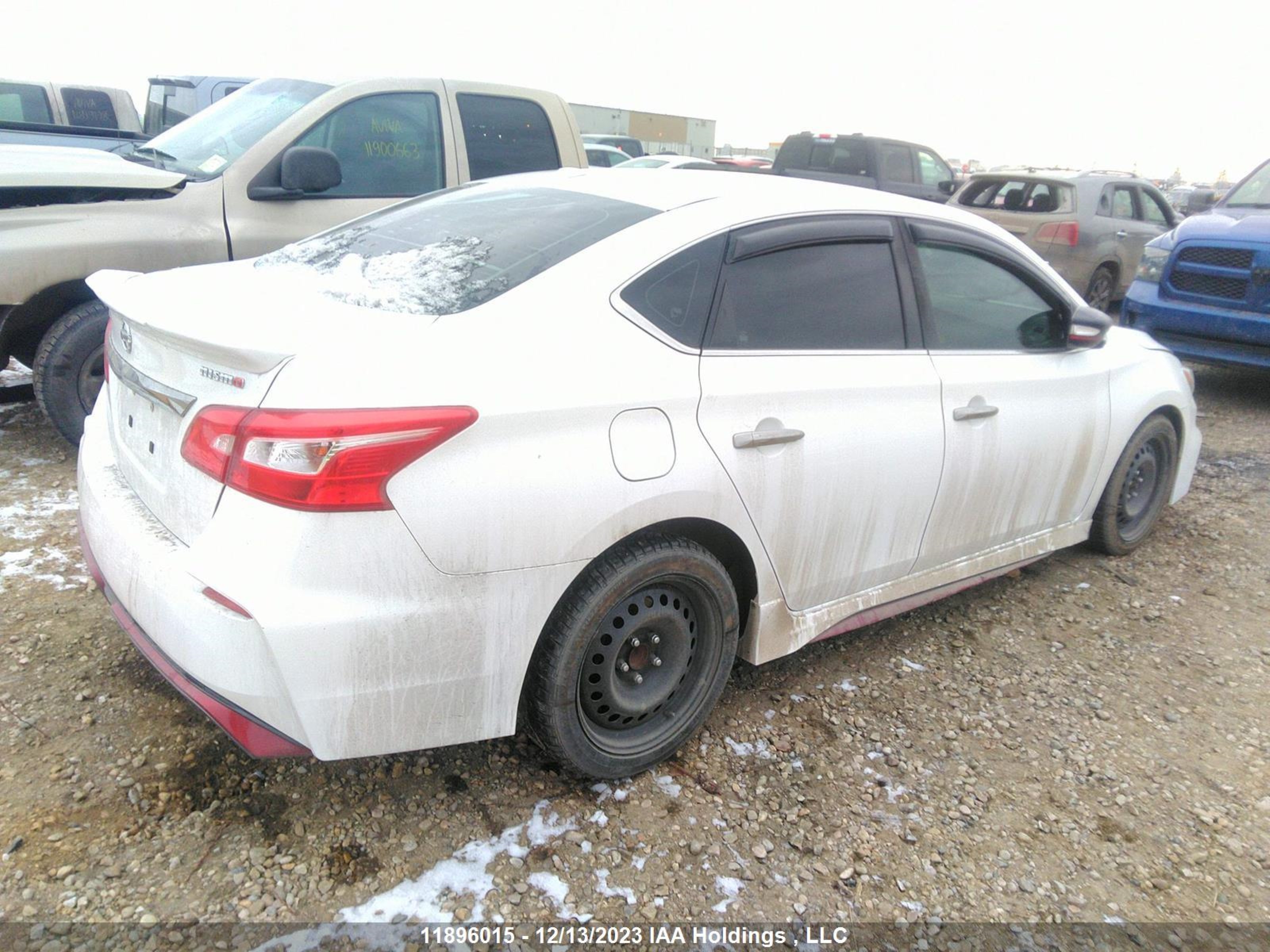 Photo 3 VIN: 3N1CB7AP3HY380001 - NISSAN SENTRA 