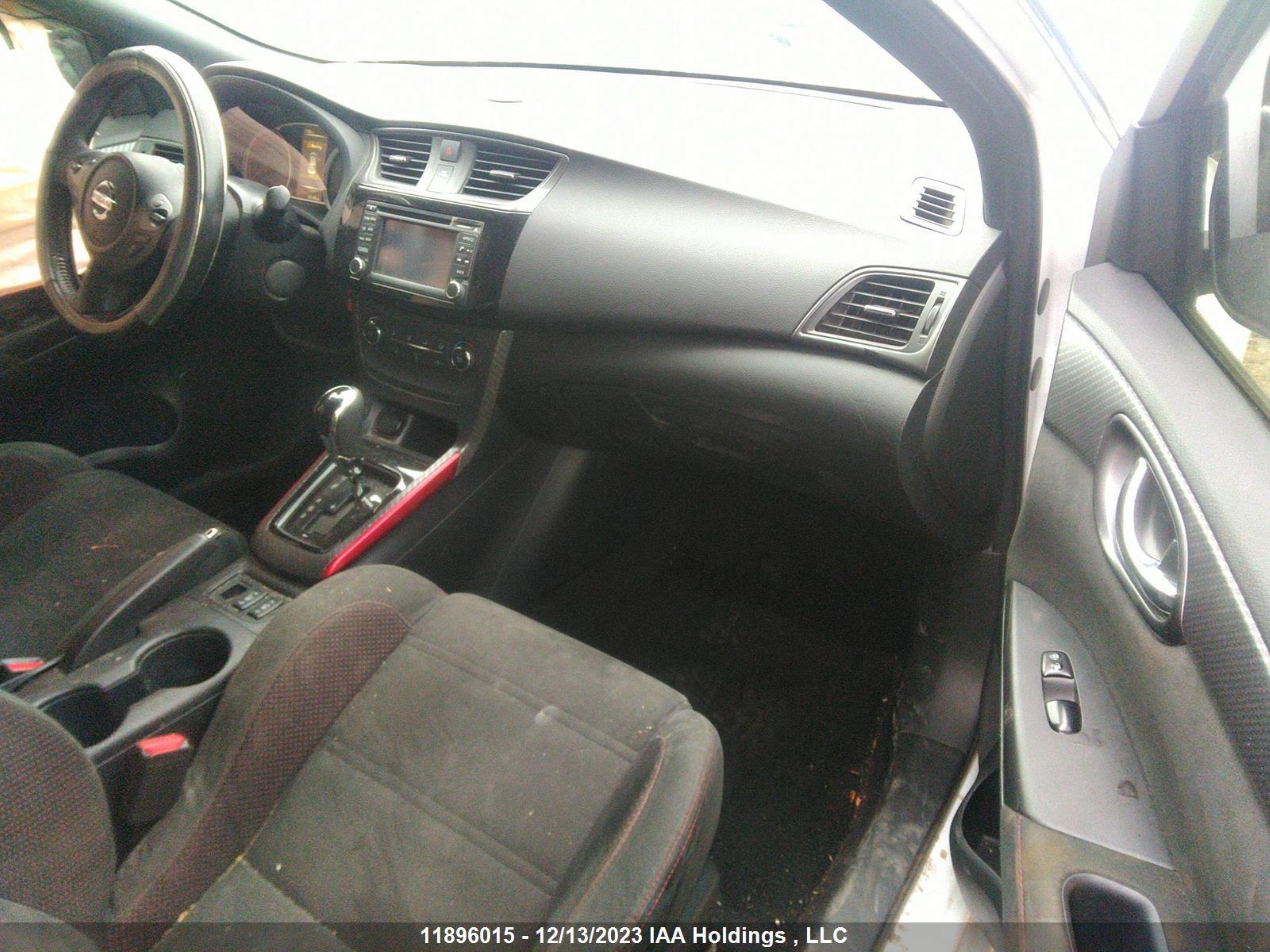 Photo 4 VIN: 3N1CB7AP3HY380001 - NISSAN SENTRA 