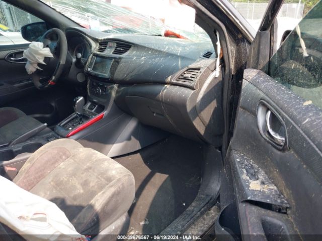 Photo 4 VIN: 3N1CB7AP5KY228406 - NISSAN SENTRA 