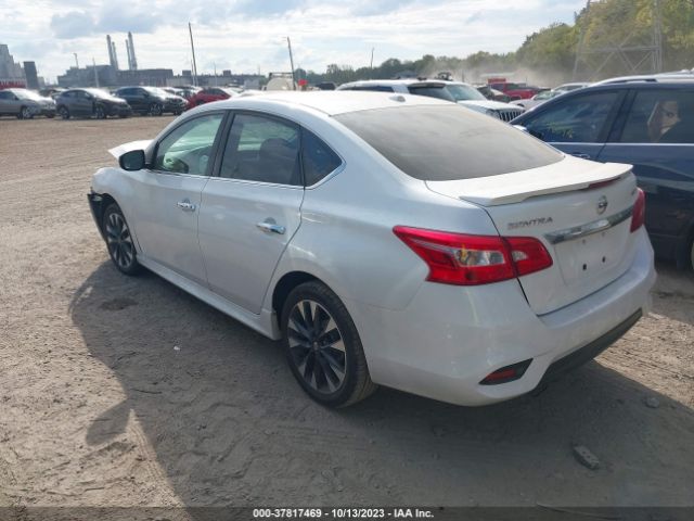 Photo 2 VIN: 3N1CB7AP7JY263740 - NISSAN SENTRA 