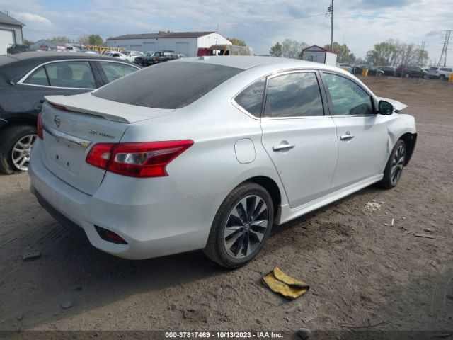 Photo 3 VIN: 3N1CB7AP7JY263740 - NISSAN SENTRA 