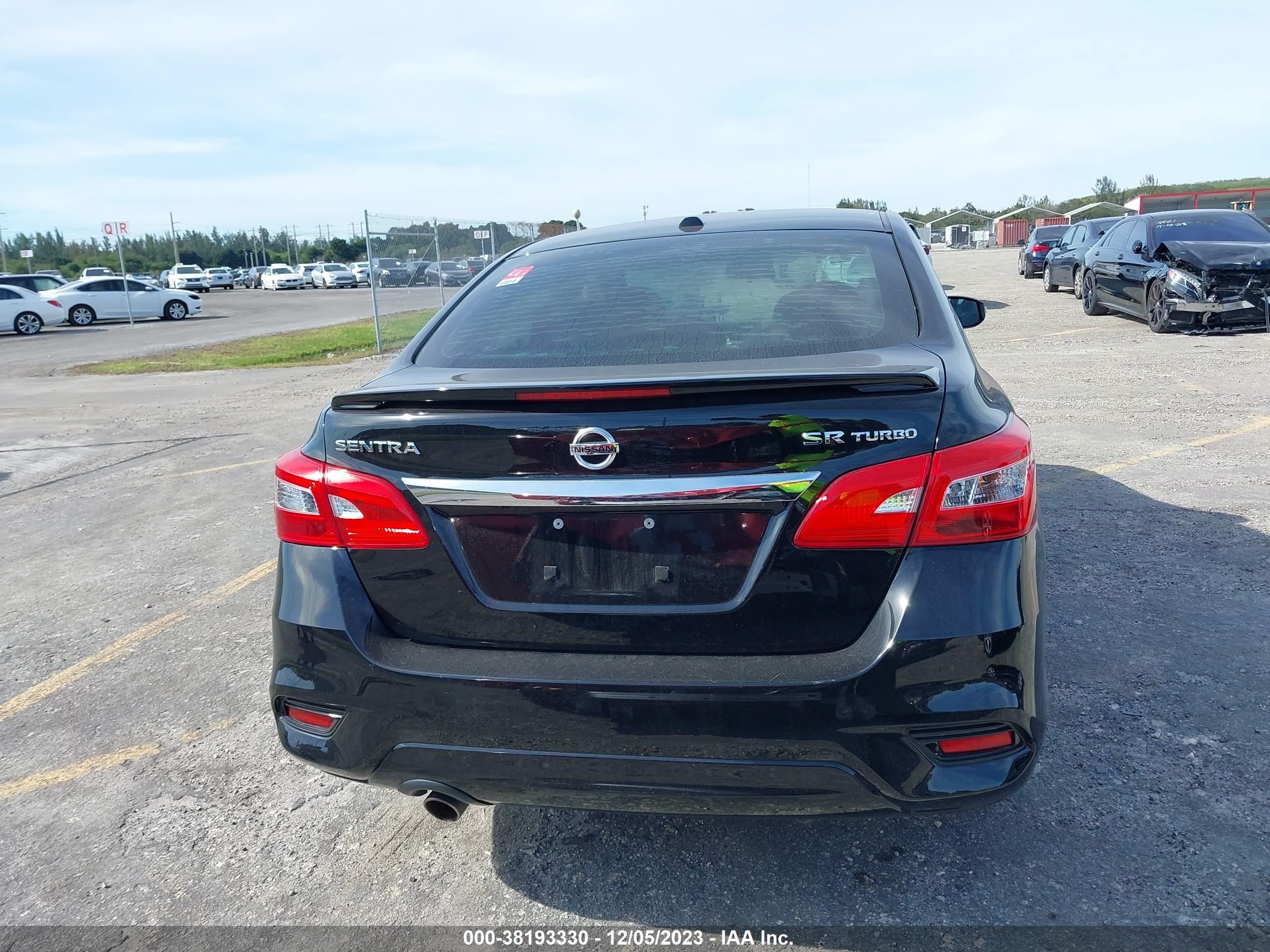 Photo 15 VIN: 3N1CB7AP8KY401660 - NISSAN SENTRA 