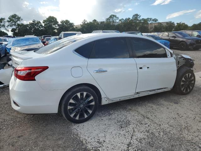 Photo 2 VIN: 3N1CB7AP9HY218440 - NISSAN SENTRA SR 