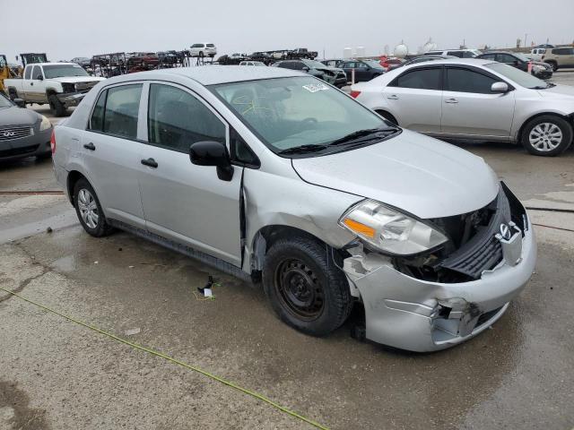 Photo 3 VIN: 3N1CC11E09L428741 - NISSAN VERSA 