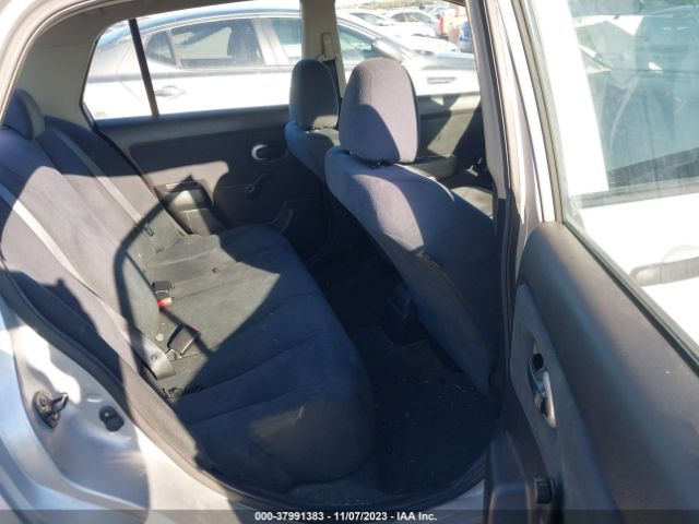 Photo 7 VIN: 3N1CC1AP0AL466296 - NISSAN VERSA 