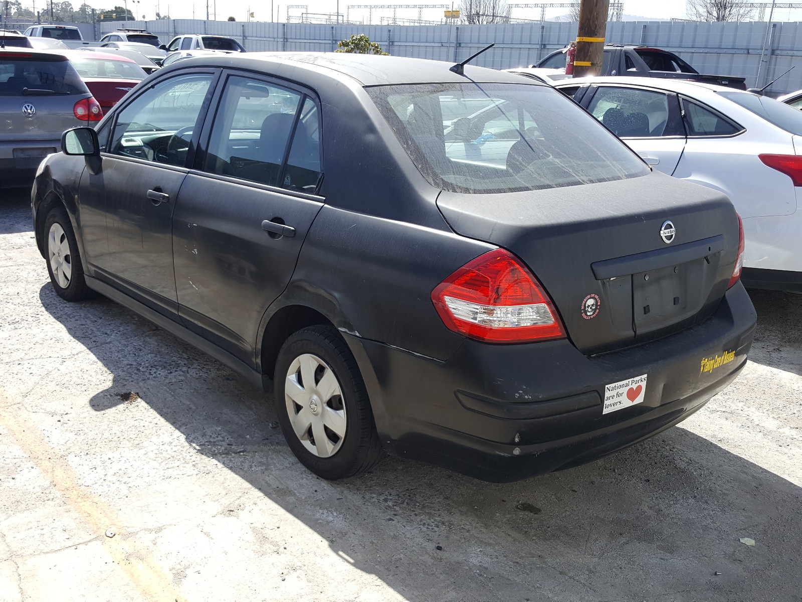 Photo 2 VIN: 3N1CC1AP0BL383808 - NISSAN VERSA S 