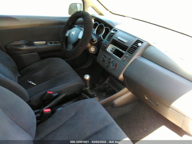 Photo 4 VIN: 3N1CC1AP3BL492425 - NISSAN VERSA 