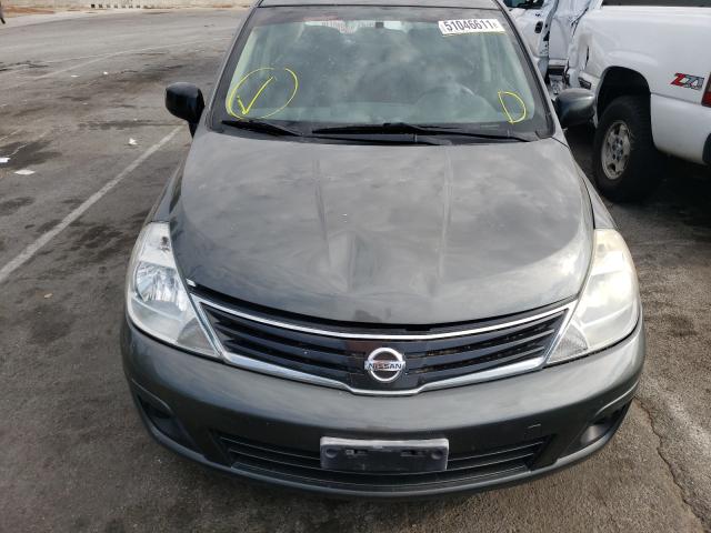 Photo 8 VIN: 3N1CC1AP6BL407528 - NISSAN VERSA S 