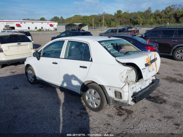 Photo 2 VIN: 3N1CC1AP8AL384610 - NISSAN VERSA 