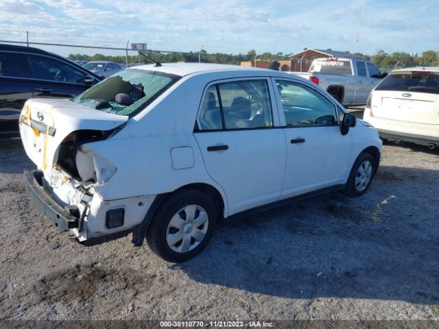 Photo 3 VIN: 3N1CC1AP8AL384610 - NISSAN VERSA 