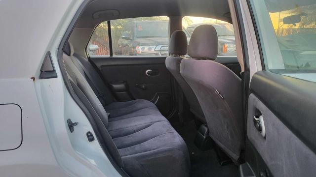 Photo 5 VIN: 3N1CC1AP9AL379657 - NISSAN VERSA S 