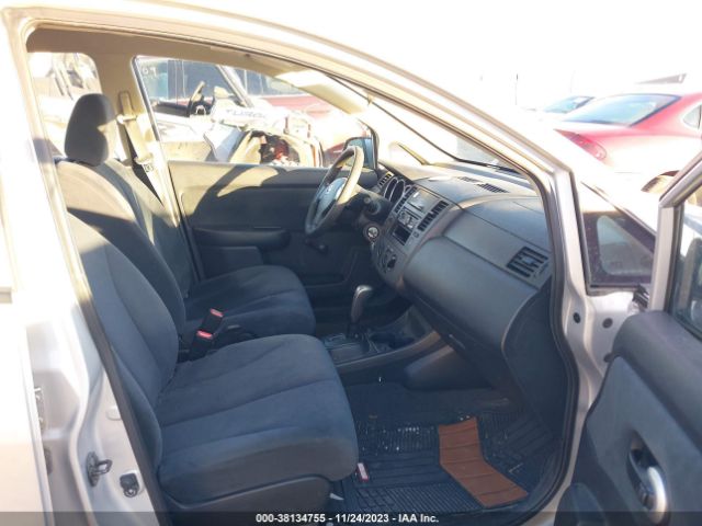 Photo 4 VIN: 3N1CC1APXBL376641 - NISSAN VERSA 