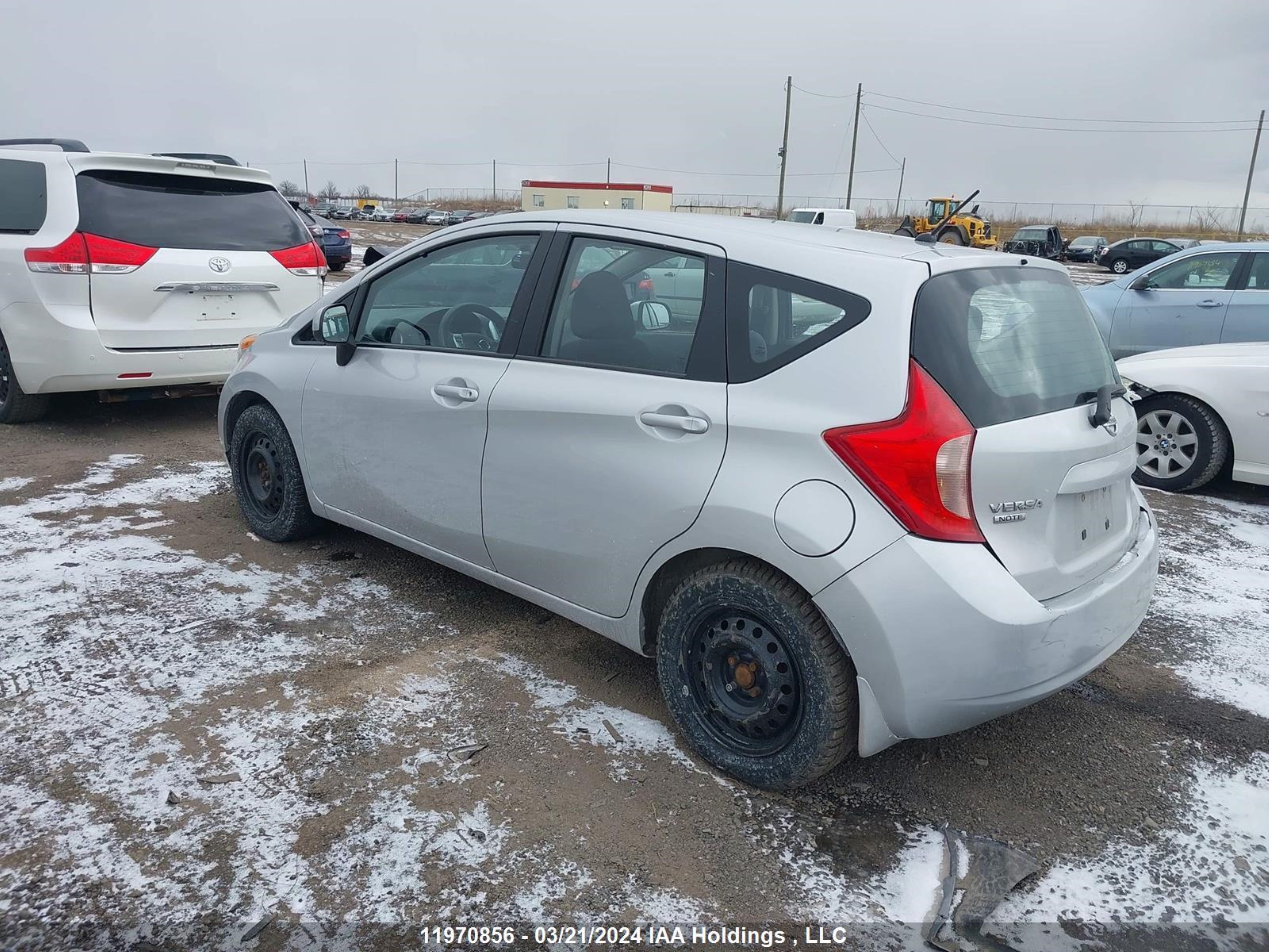 Photo 2 VIN: 3N1CE2CP0EL404397 - NISSAN VERSA 