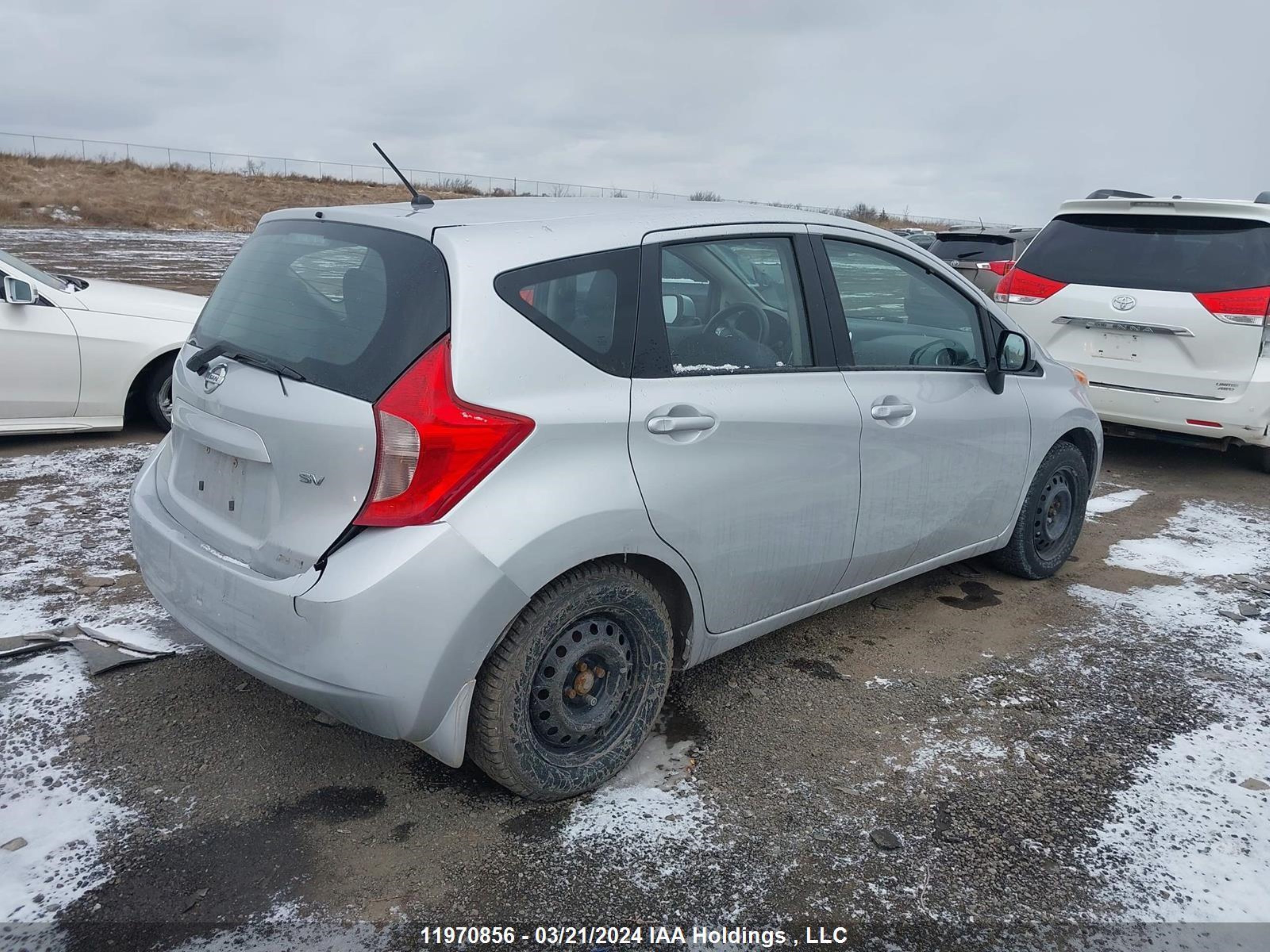 Photo 3 VIN: 3N1CE2CP0EL404397 - NISSAN VERSA 