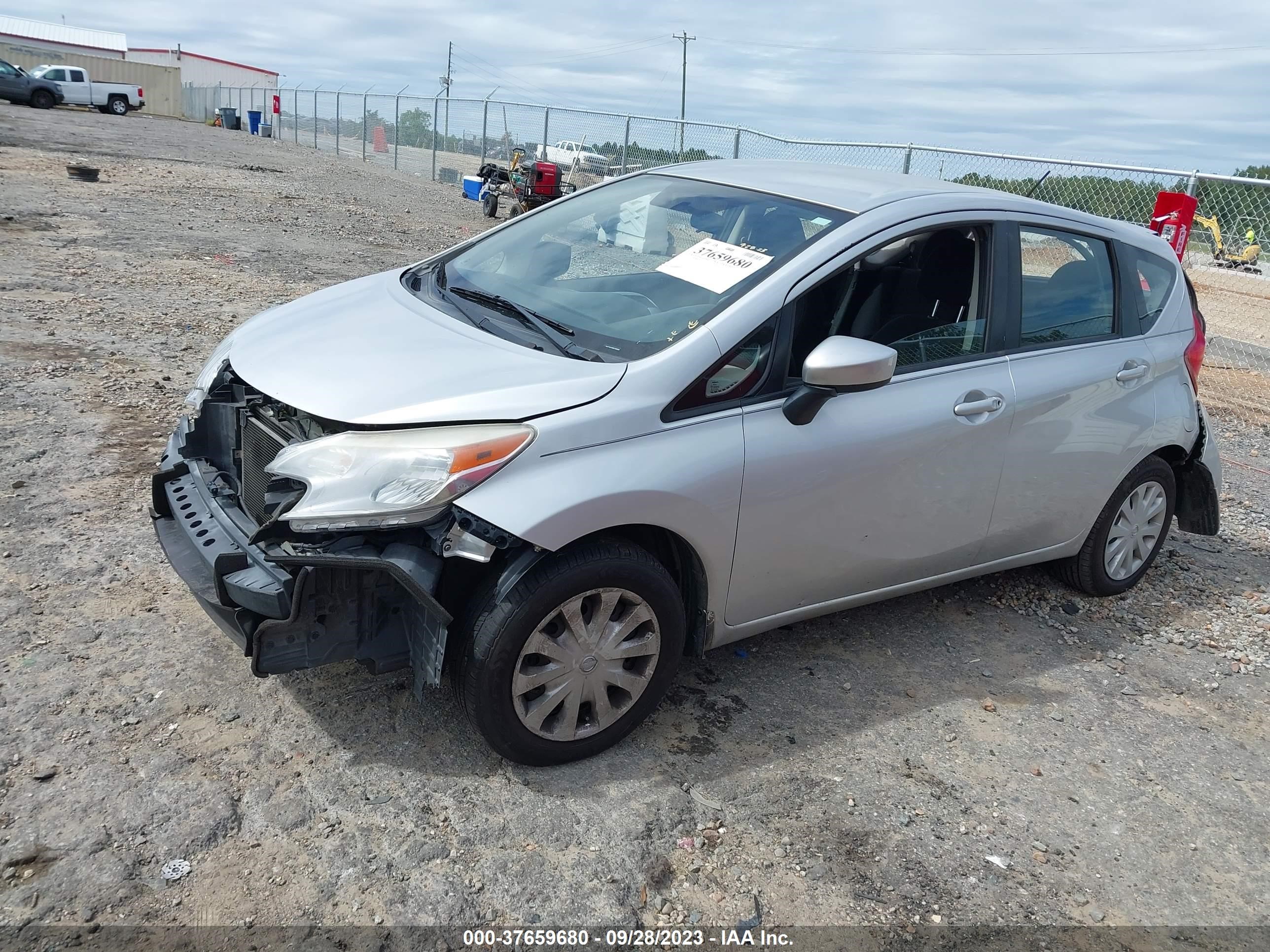 Photo 1 VIN: 3N1CE2CP0FL355283 - NISSAN VERSA 