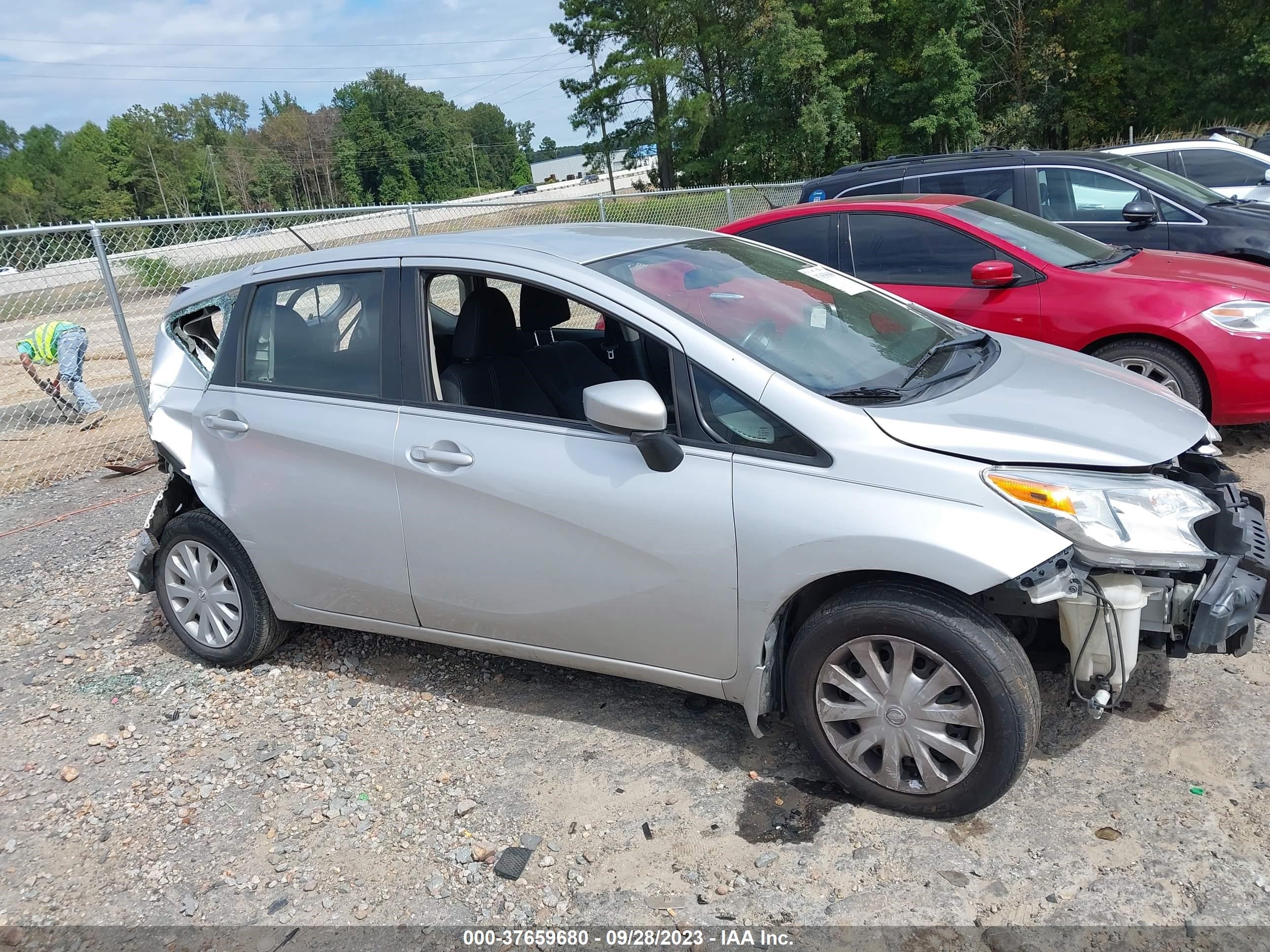 Photo 12 VIN: 3N1CE2CP0FL355283 - NISSAN VERSA 