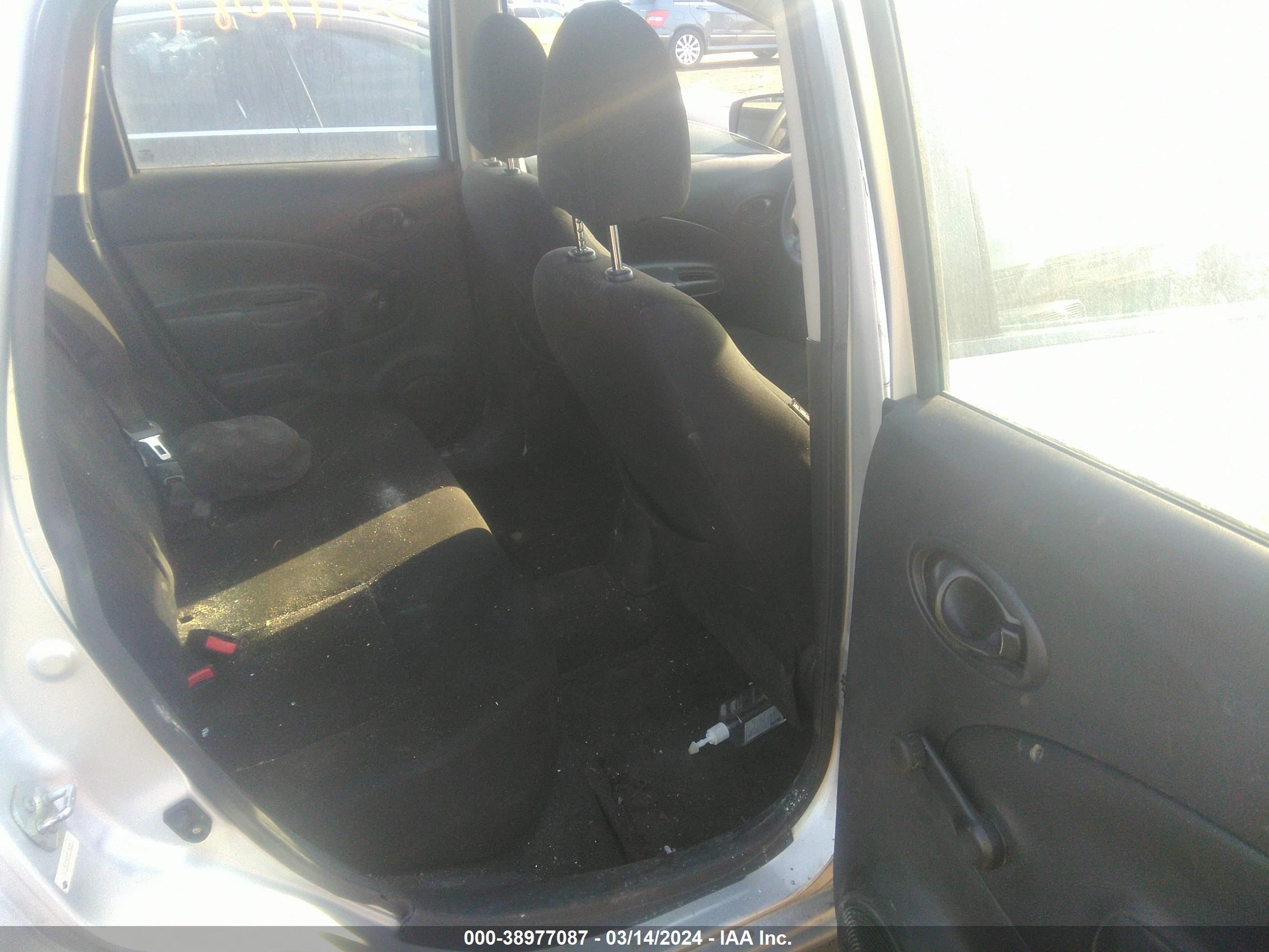 Photo 7 VIN: 3N1CE2CP0FL360063 - NISSAN VERSA 