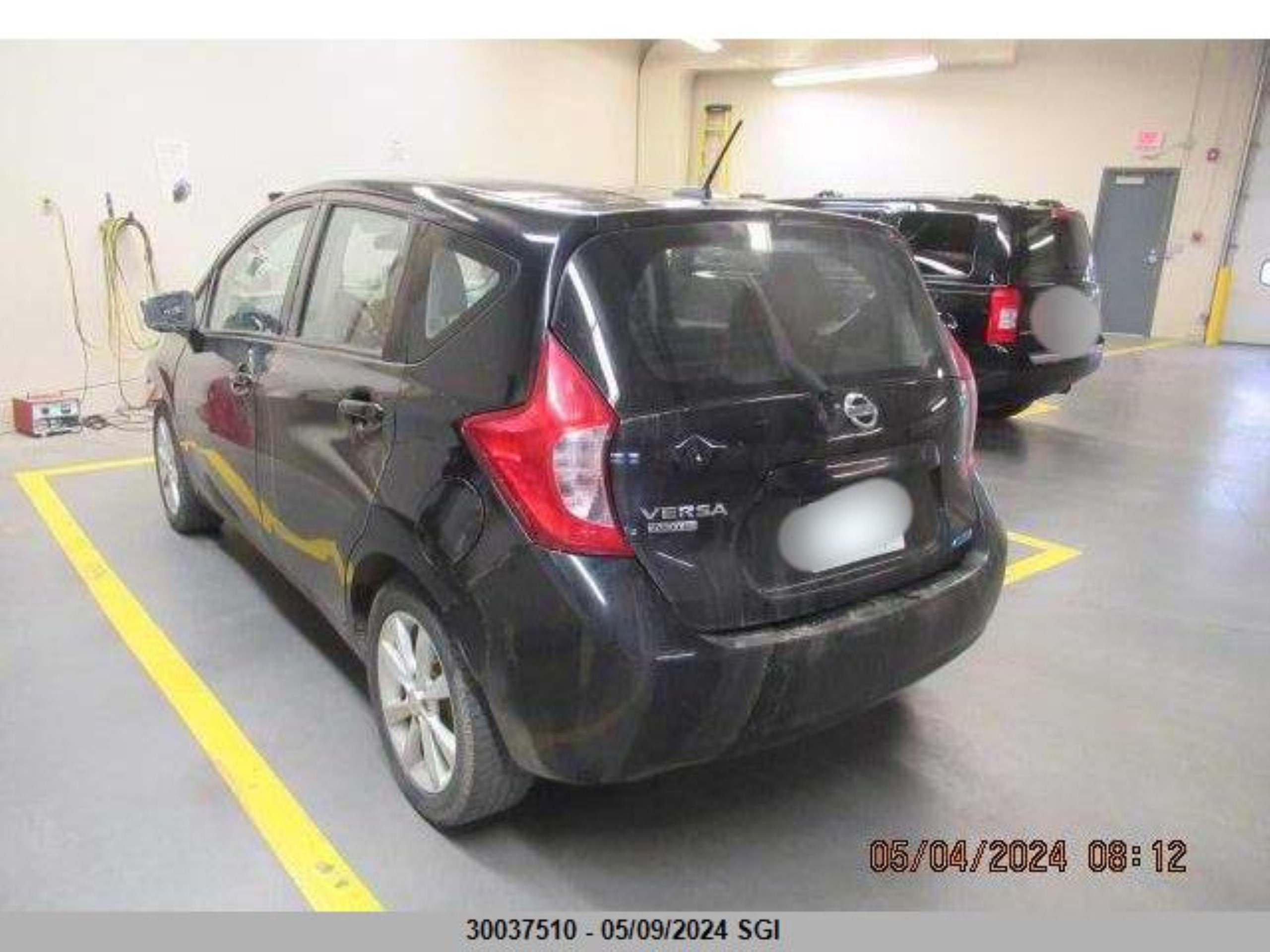 Photo 2 VIN: 3N1CE2CP0FL432007 - NISSAN VERSA 