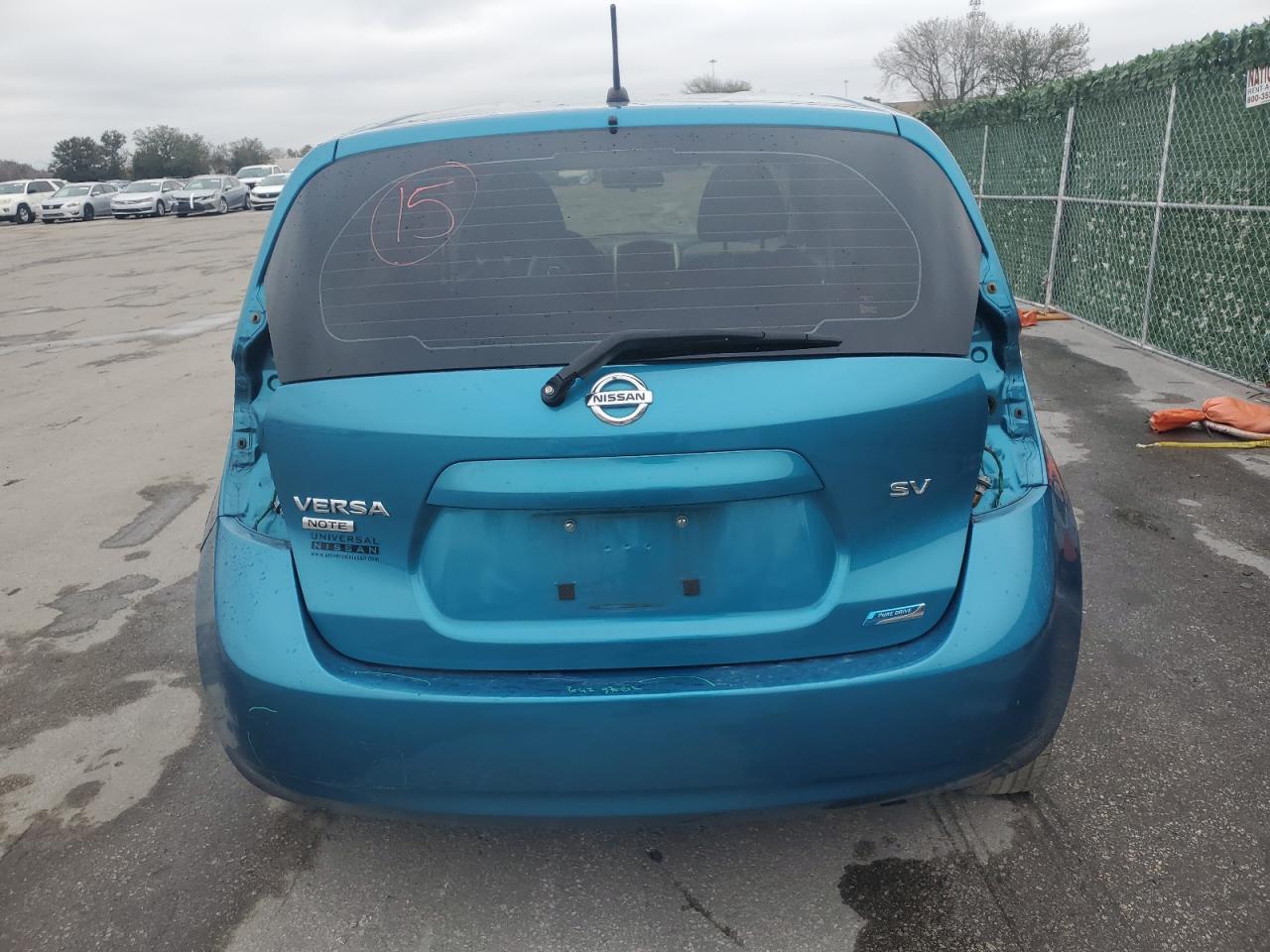 Photo 5 VIN: 3N1CE2CP0FL438762 - NISSAN VERSA 