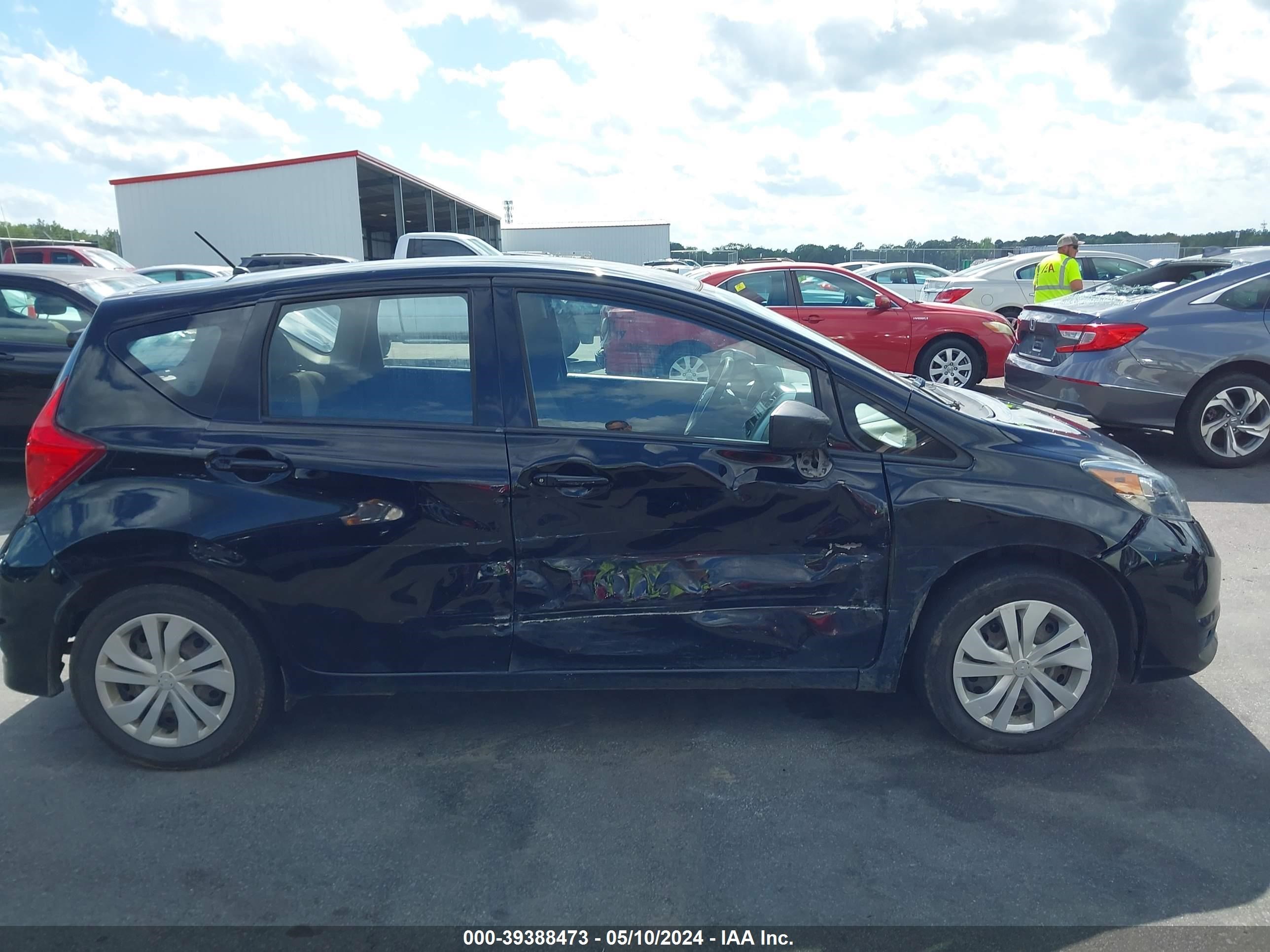 Photo 12 VIN: 3N1CE2CP0HL353746 - NISSAN VERSA 