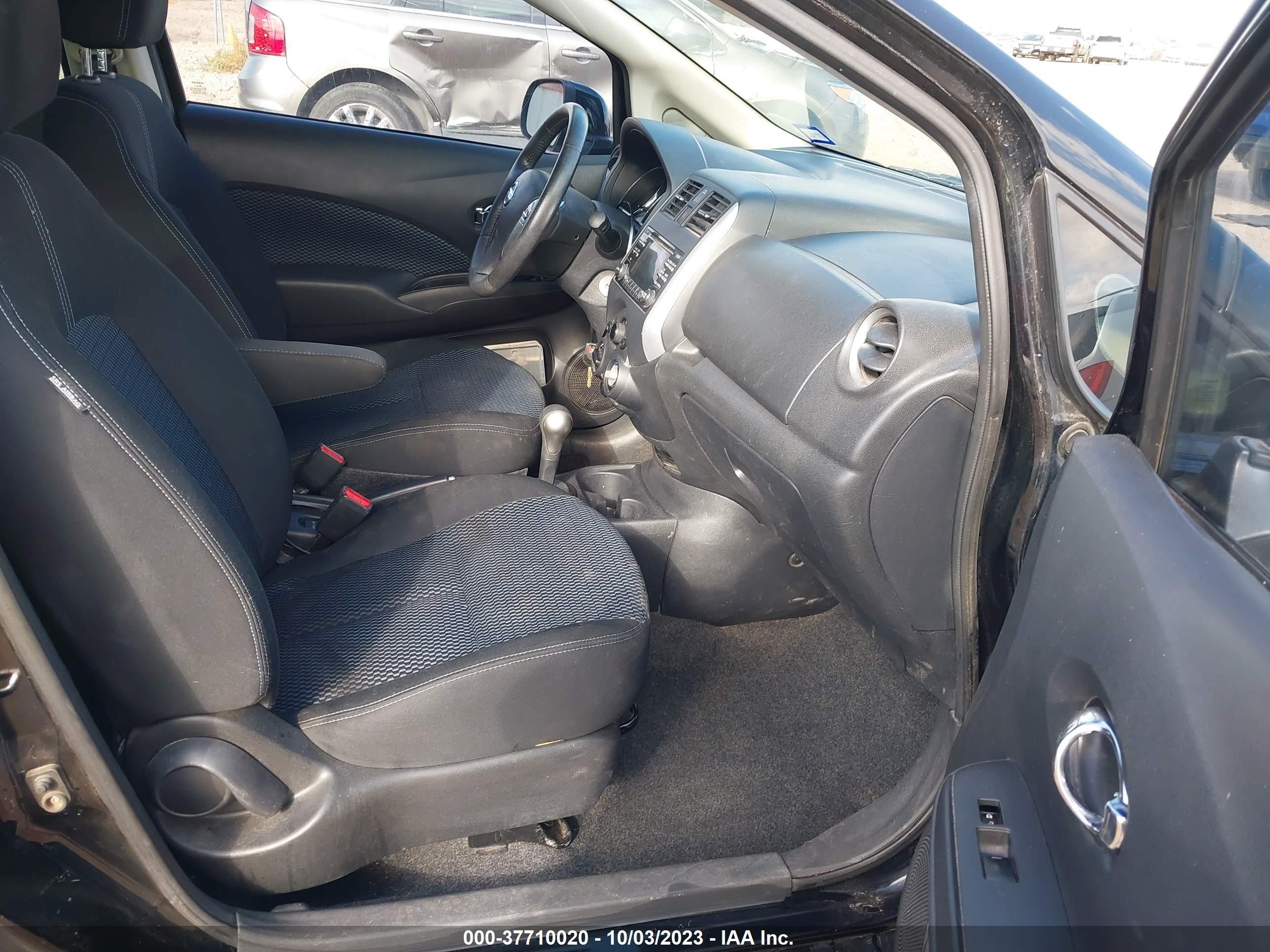 Photo 4 VIN: 3N1CE2CP1EL377369 - NISSAN VERSA 