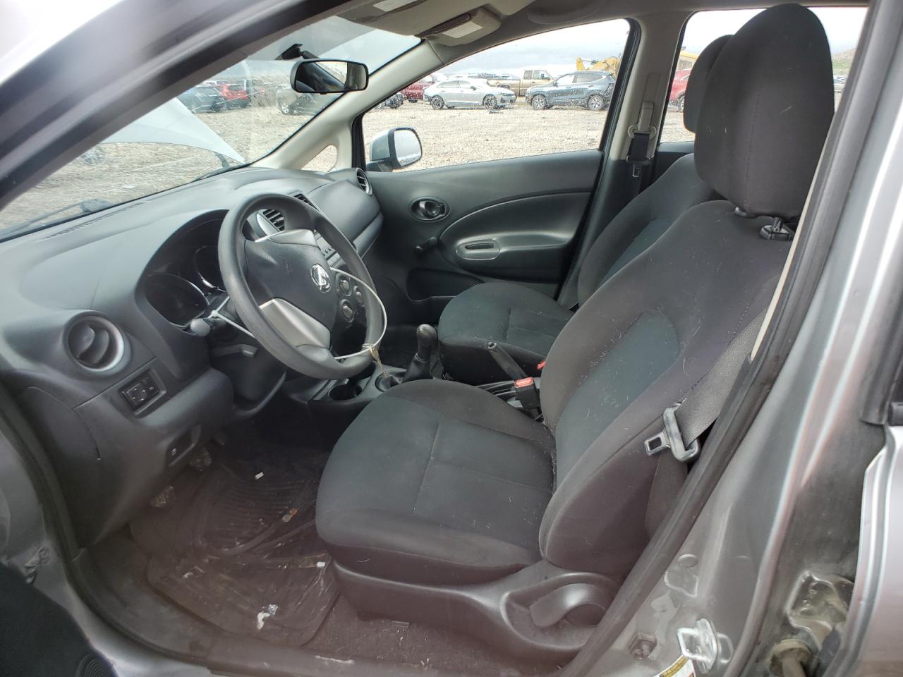 Photo 6 VIN: 3N1CE2CP1EL393281 - NISSAN VERSA 