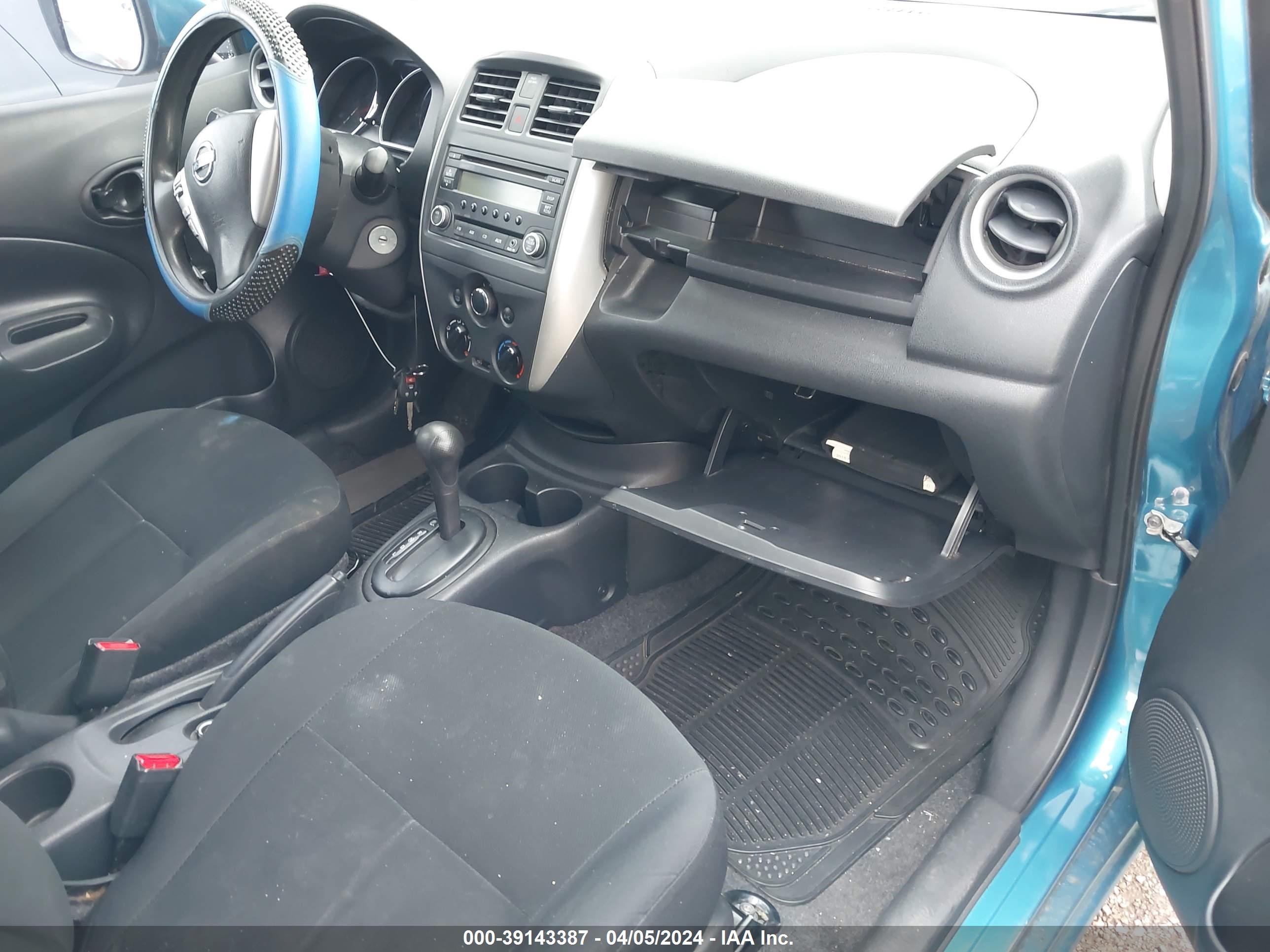 Photo 4 VIN: 3N1CE2CP1FL384078 - NISSAN VERSA 