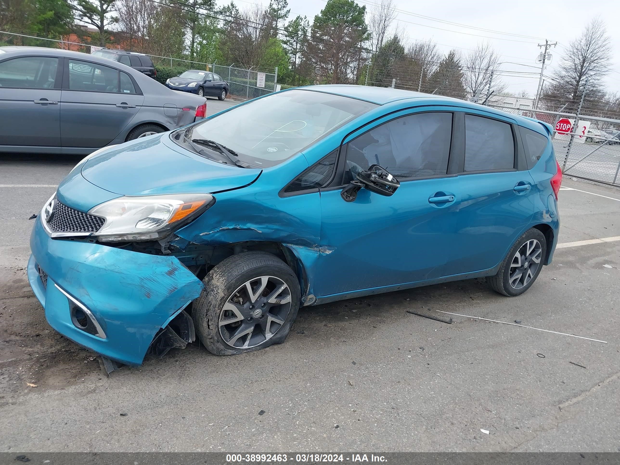 Photo 1 VIN: 3N1CE2CP1FL397235 - NISSAN VERSA 