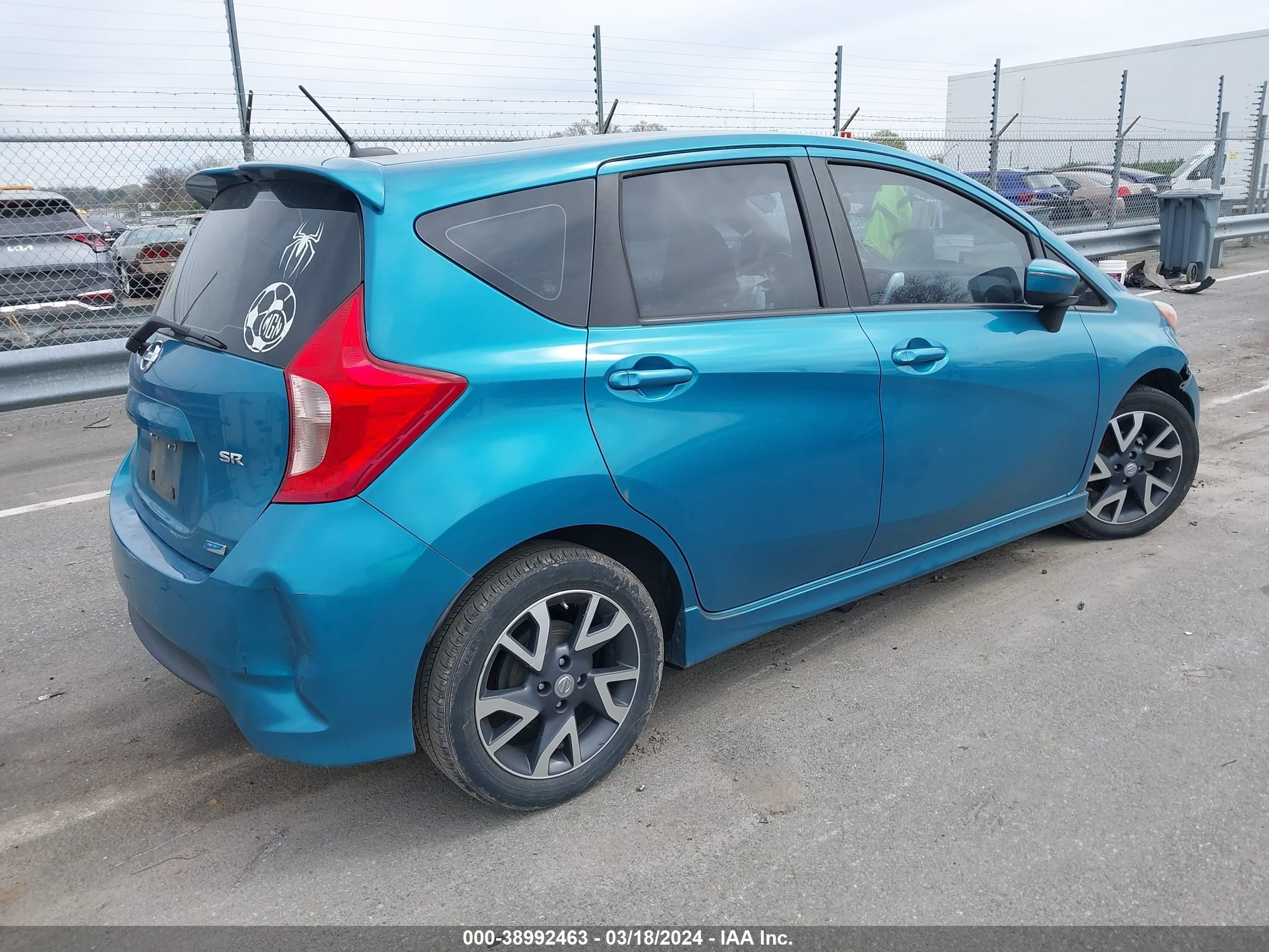 Photo 3 VIN: 3N1CE2CP1FL397235 - NISSAN VERSA 