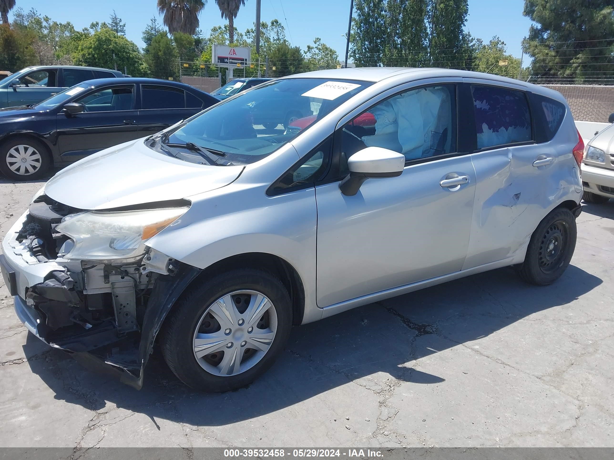 Photo 1 VIN: 3N1CE2CP1FL421050 - NISSAN VERSA 