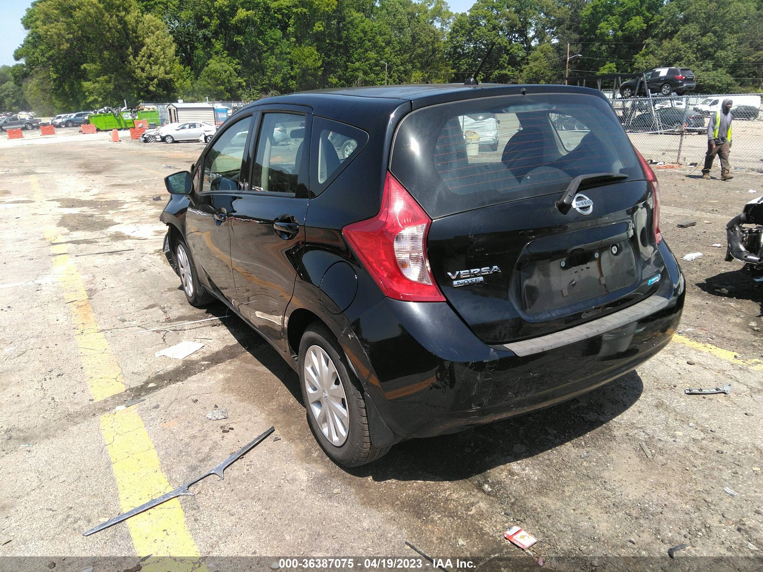 Photo 2 VIN: 3N1CE2CP1GL391520 - NISSAN VERSA 