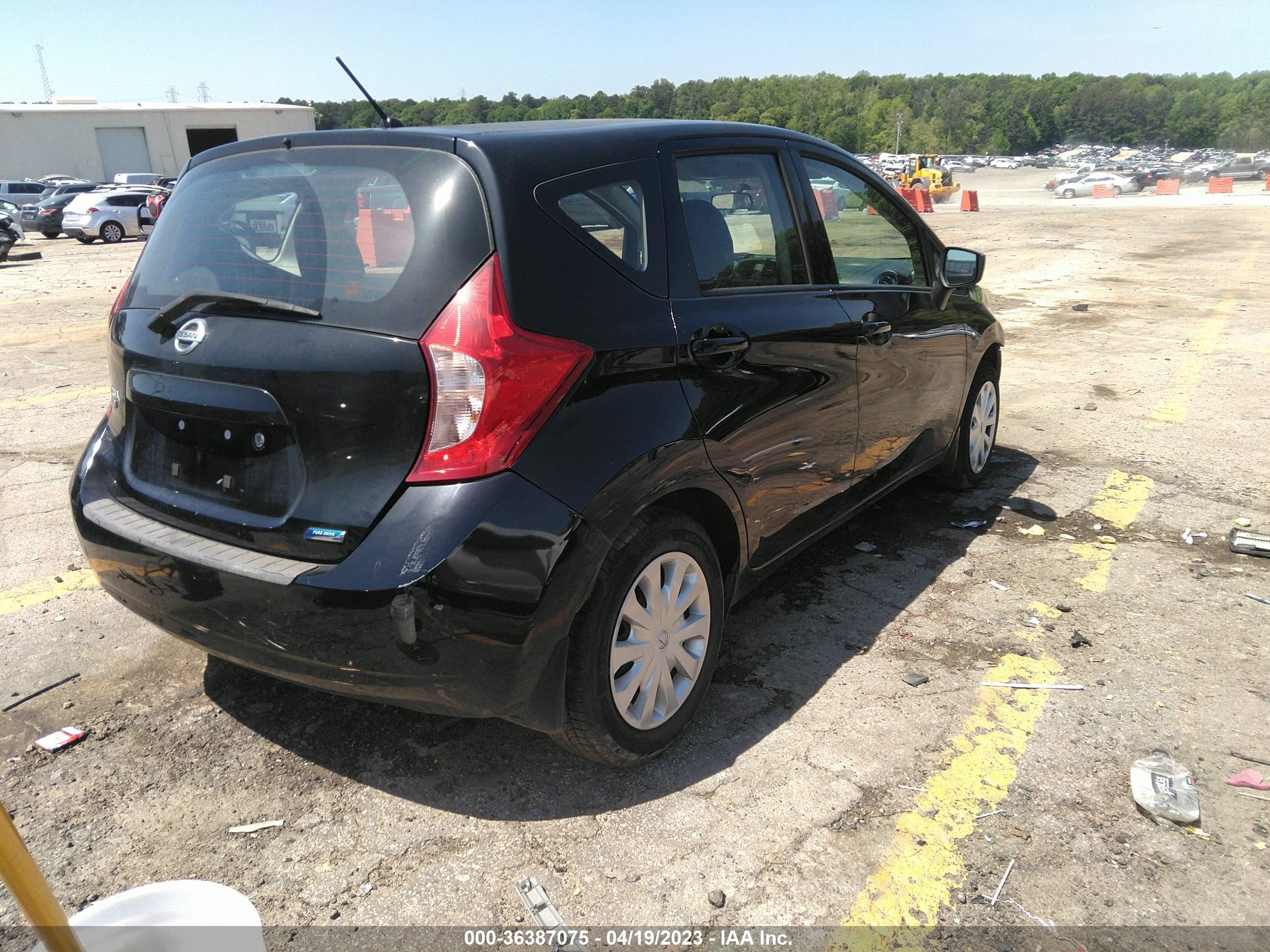 Photo 3 VIN: 3N1CE2CP1GL391520 - NISSAN VERSA 