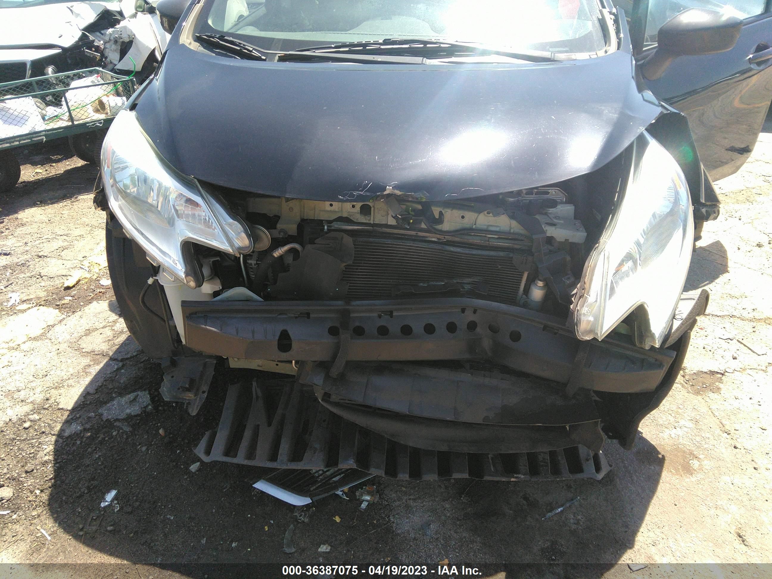 Photo 5 VIN: 3N1CE2CP1GL391520 - NISSAN VERSA 