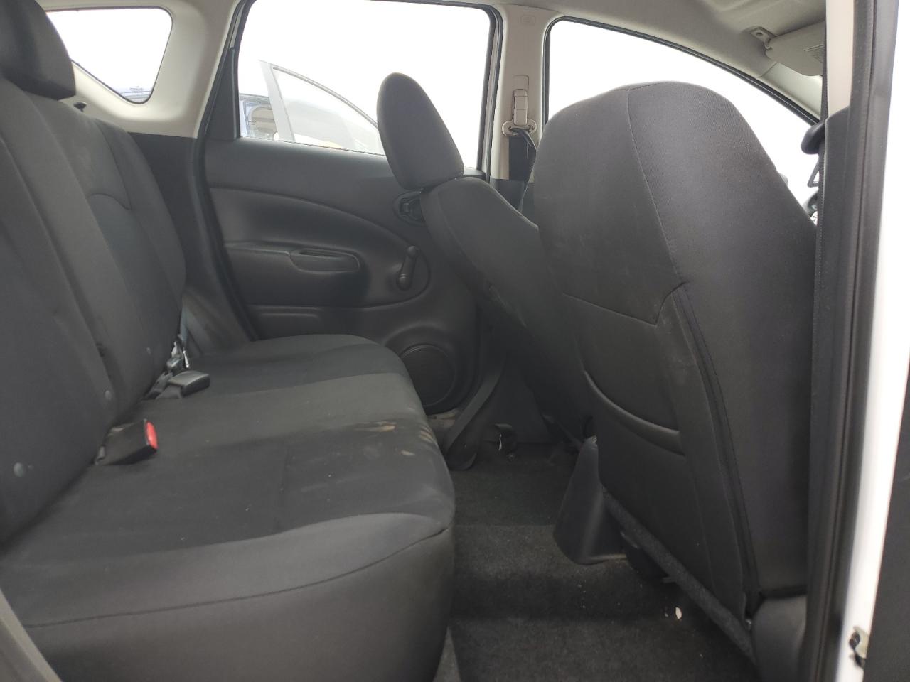 Photo 9 VIN: 3N1CE2CP1GL408283 - NISSAN VERSA 