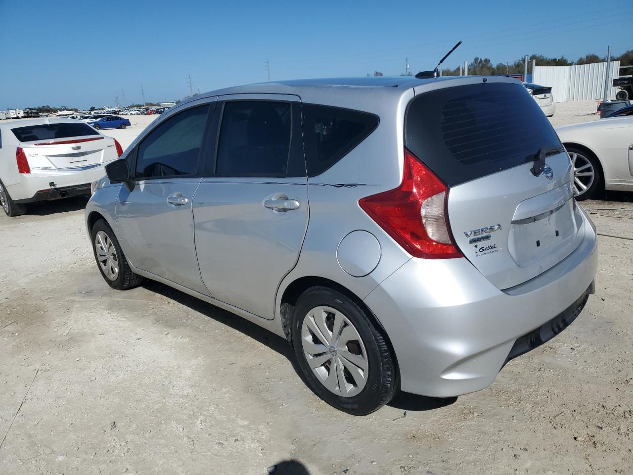 Photo 1 VIN: 3N1CE2CP1HL366585 - NISSAN VERSA 