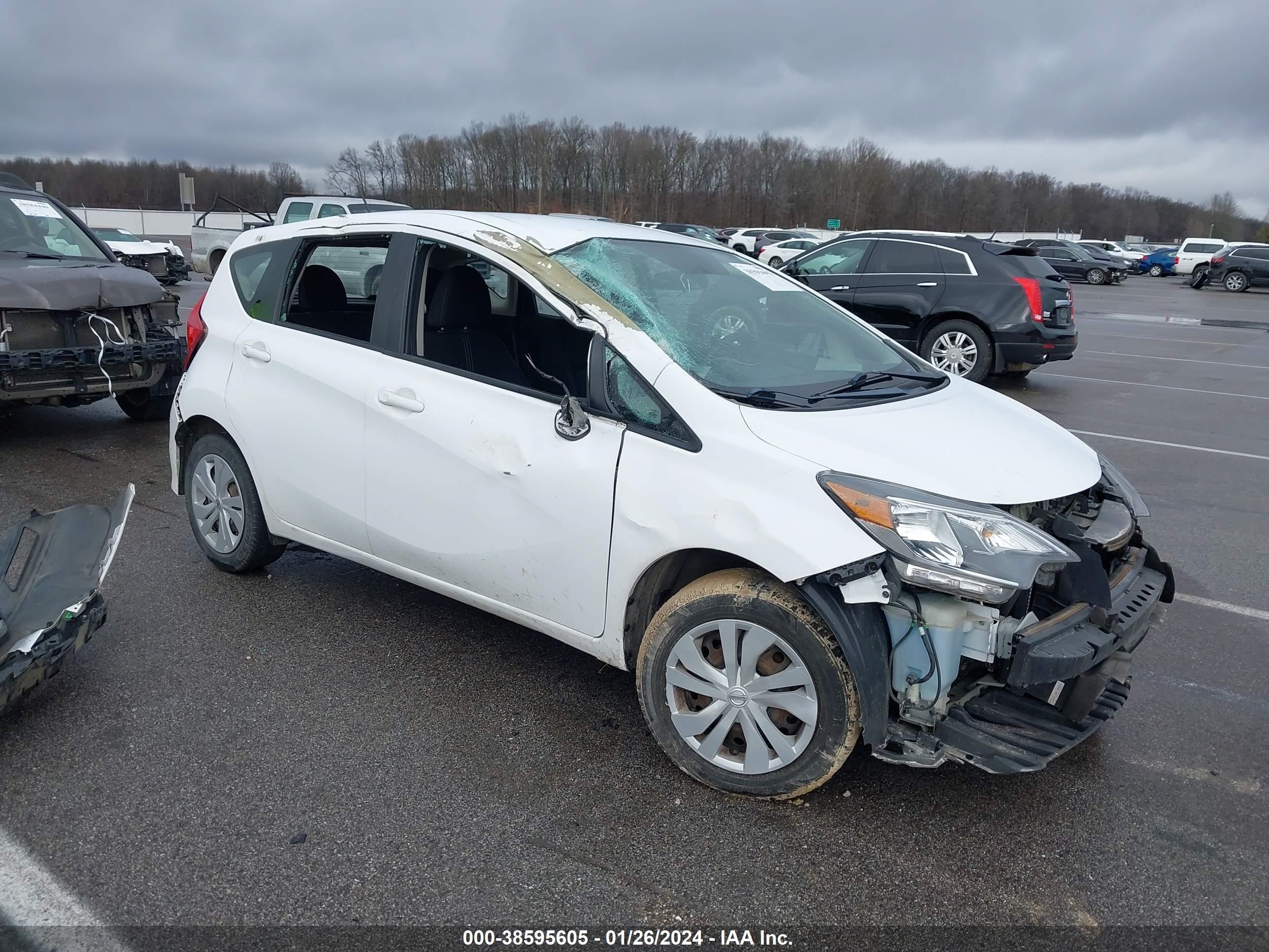 Photo 0 VIN: 3N1CE2CP1JL354670 - NISSAN VERSA 