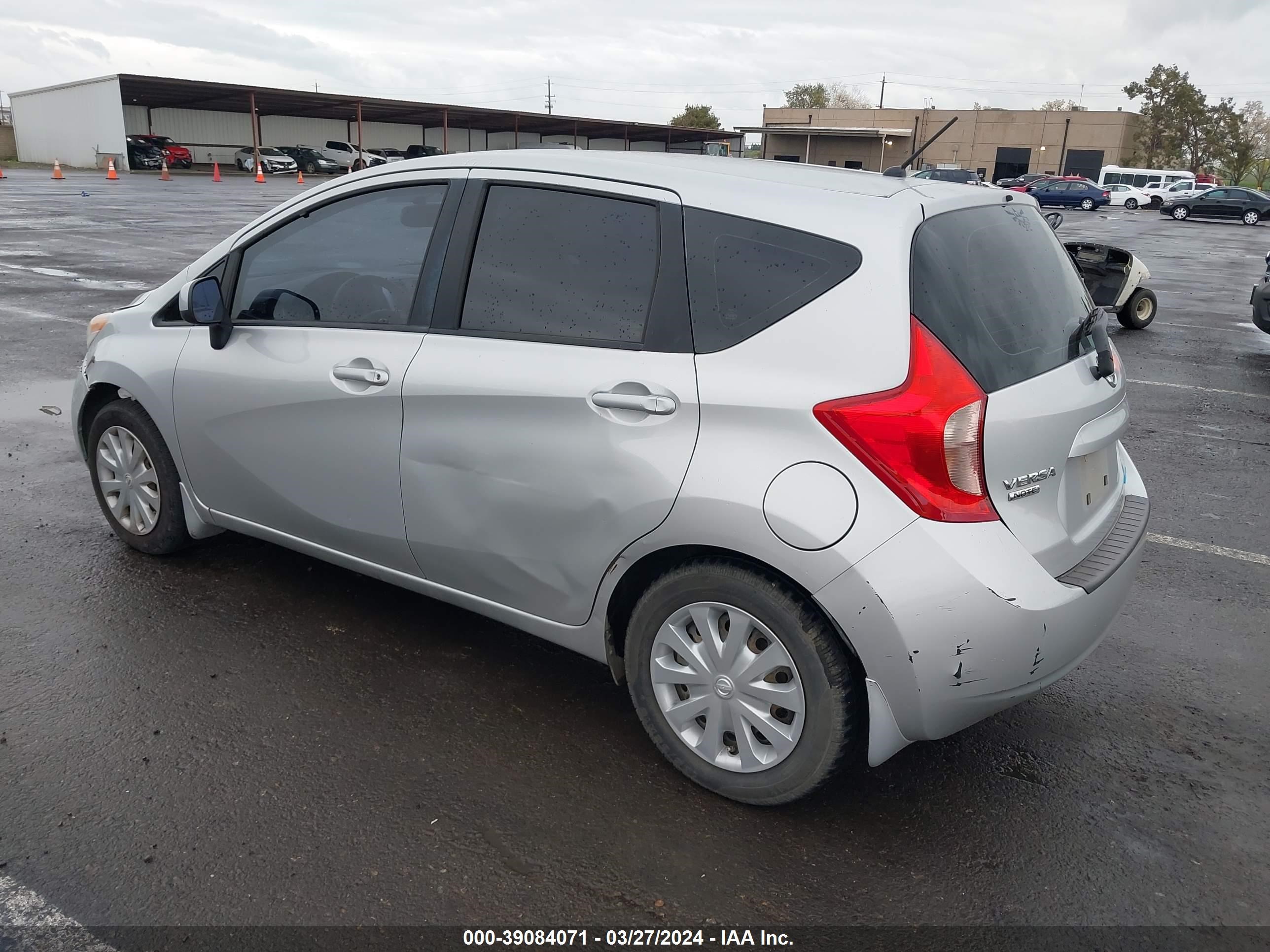 Photo 2 VIN: 3N1CE2CP2EL399302 - NISSAN VERSA 