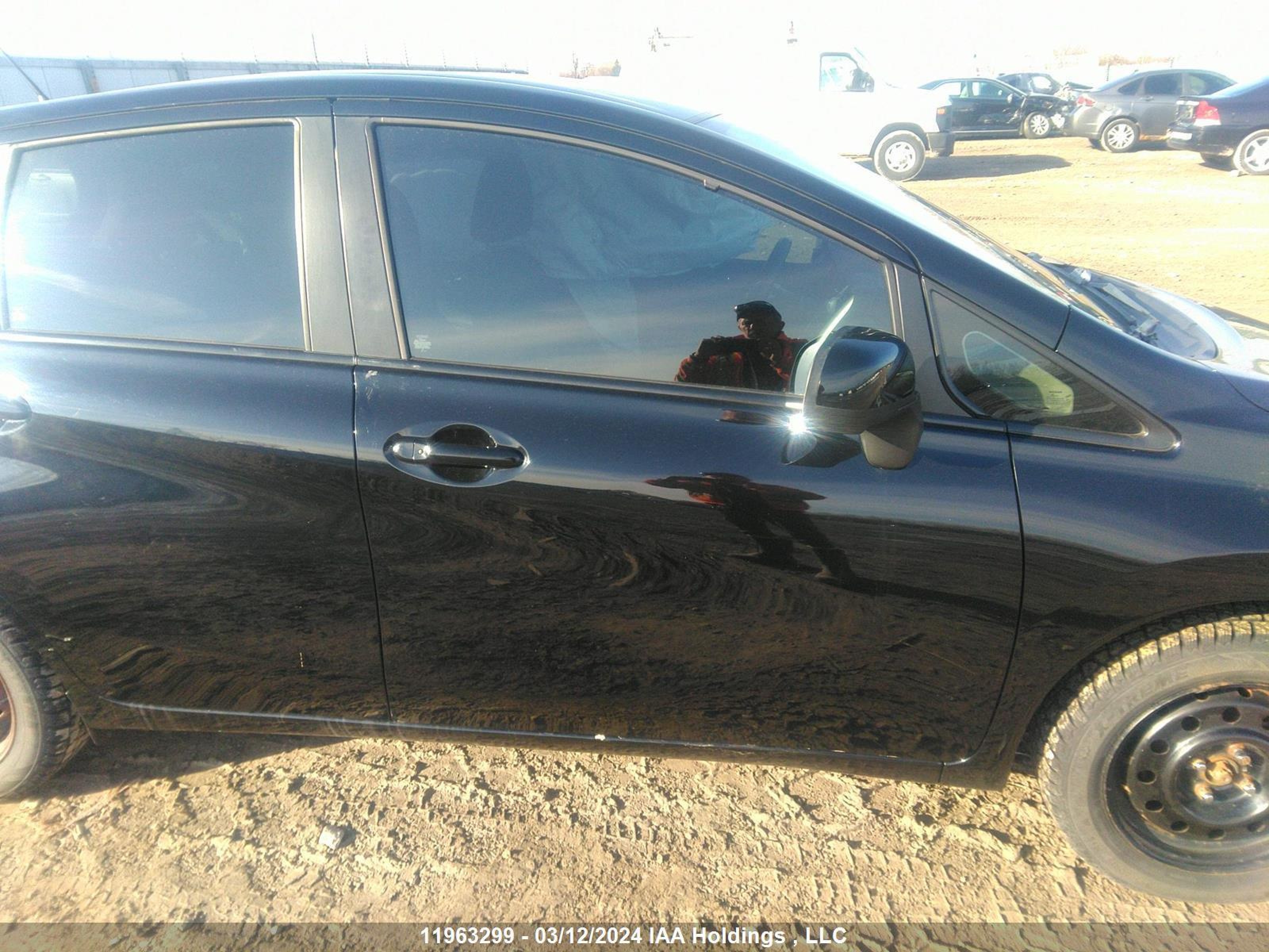 Photo 12 VIN: 3N1CE2CP2EL400674 - NISSAN VERSA 