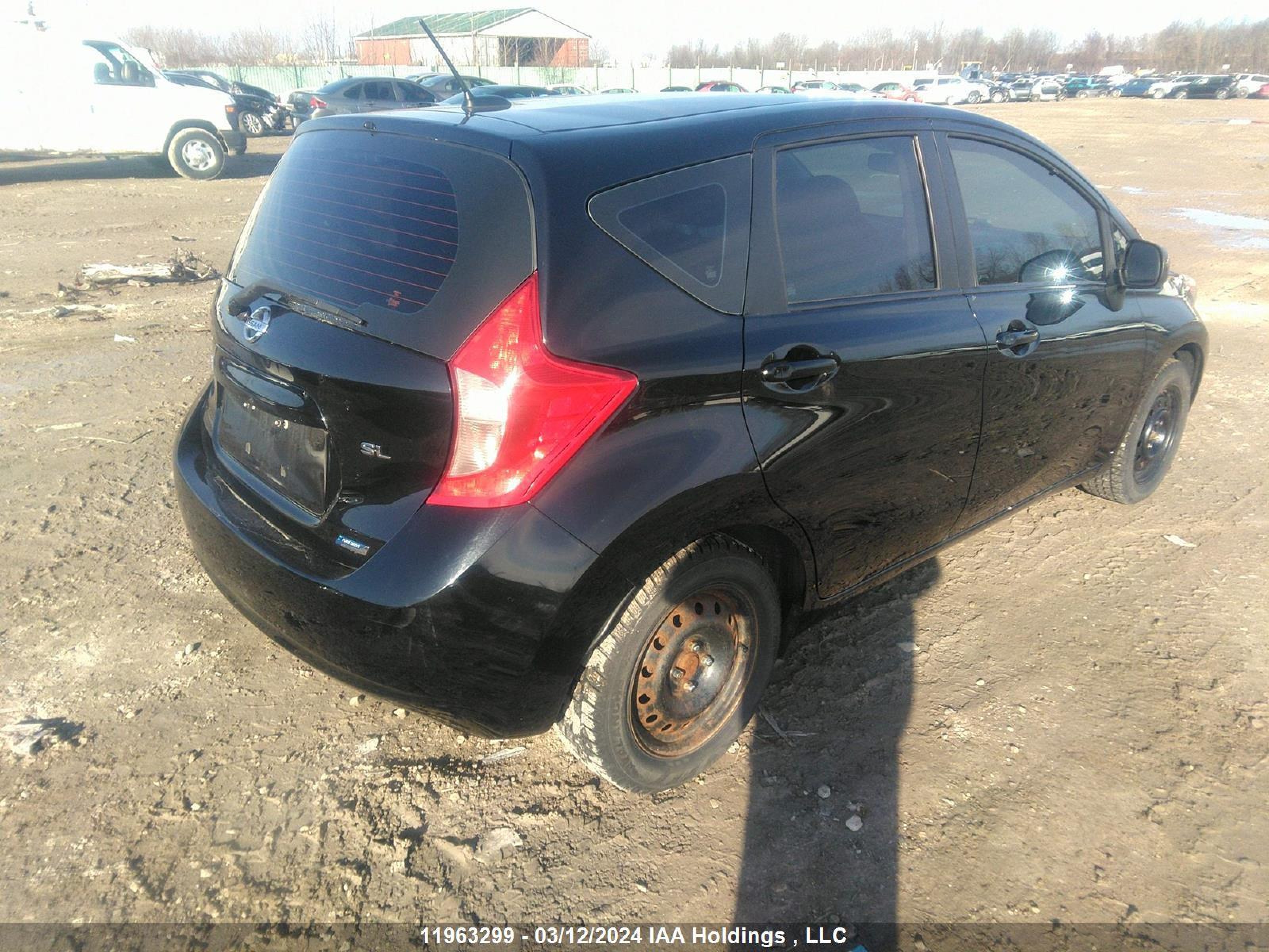 Photo 3 VIN: 3N1CE2CP2EL400674 - NISSAN VERSA 