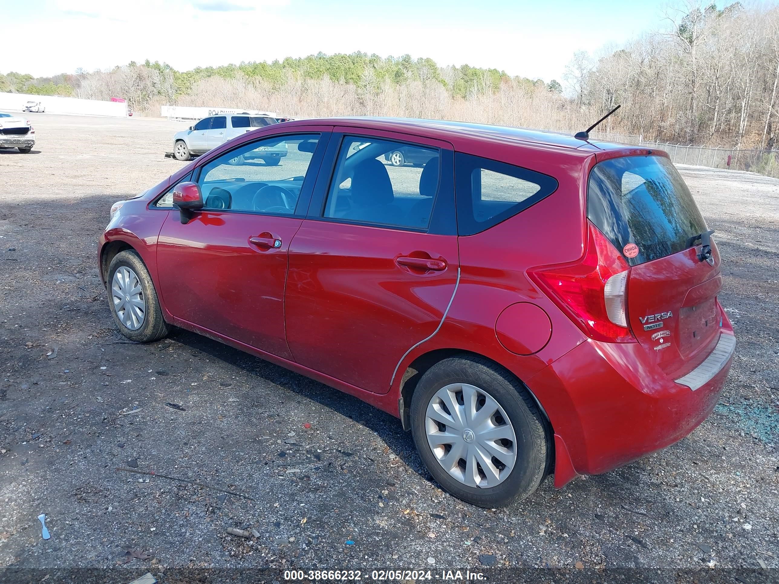 Photo 2 VIN: 3N1CE2CP2EL426045 - NISSAN VERSA 